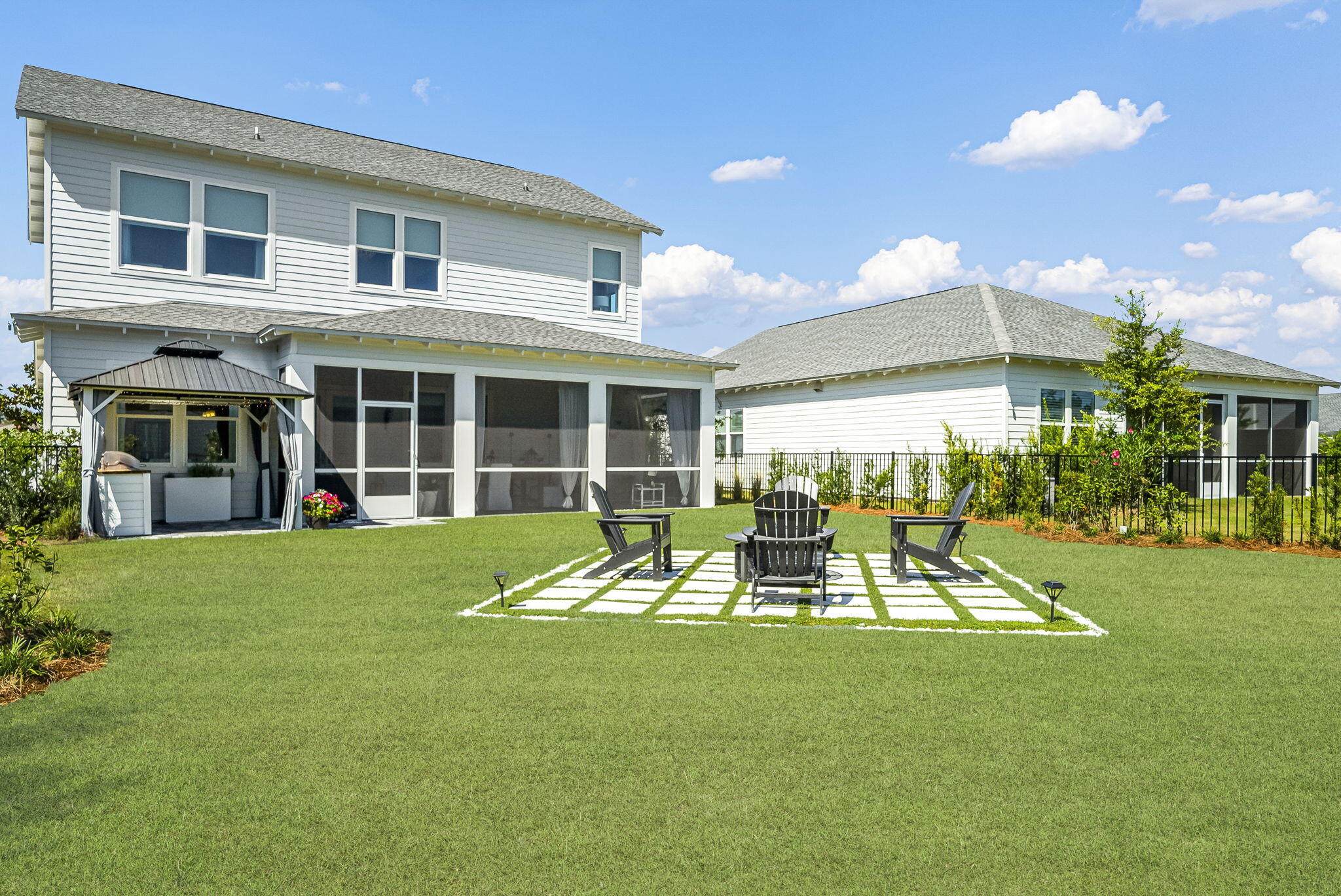320 Naturewalk Boulevard
