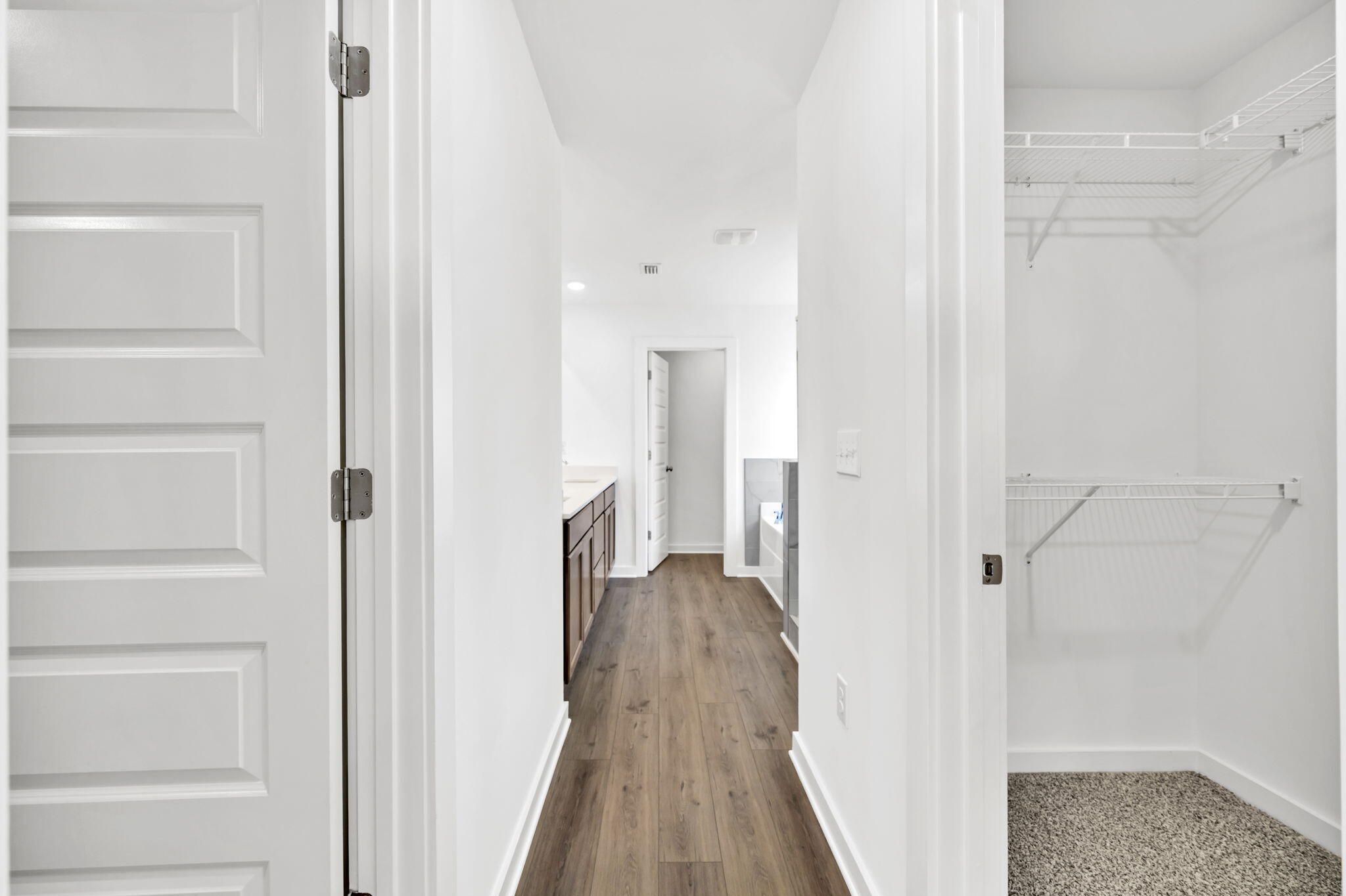 464 Arrowwood Boulevard