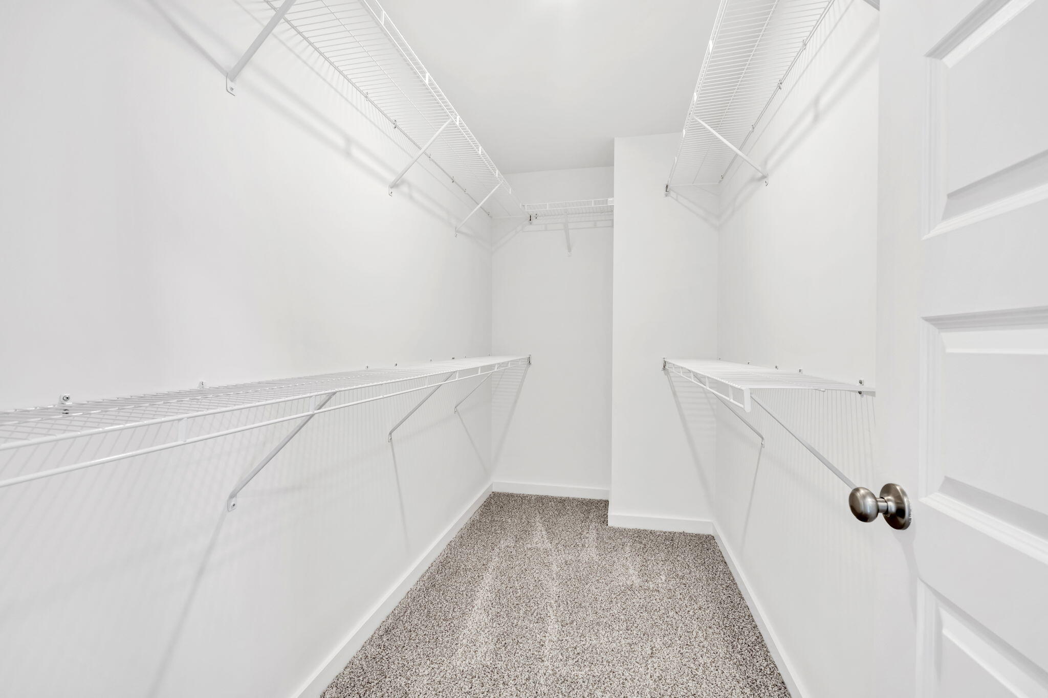 464 Arrowwood Boulevard