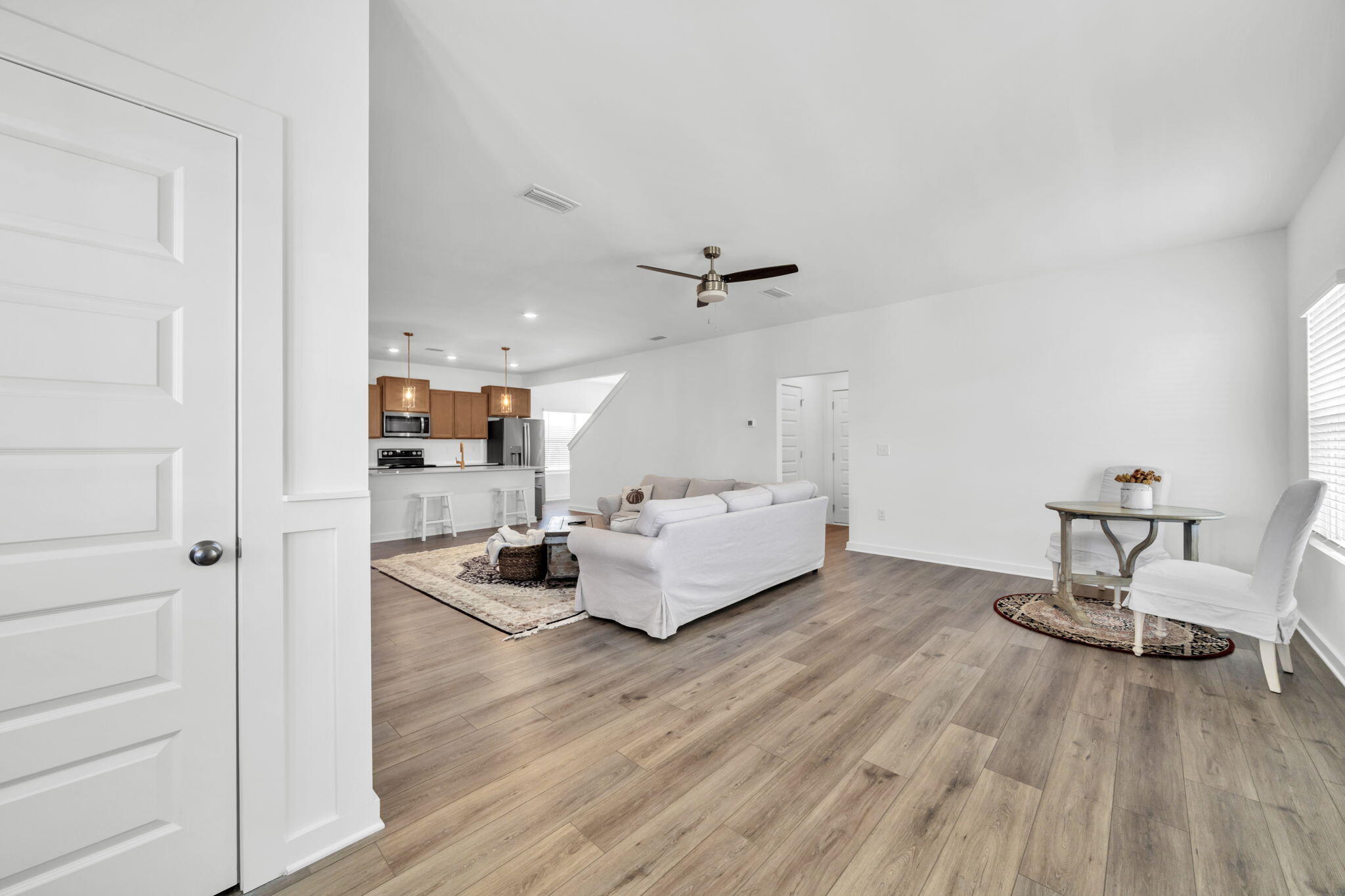 464 Arrowwood Boulevard