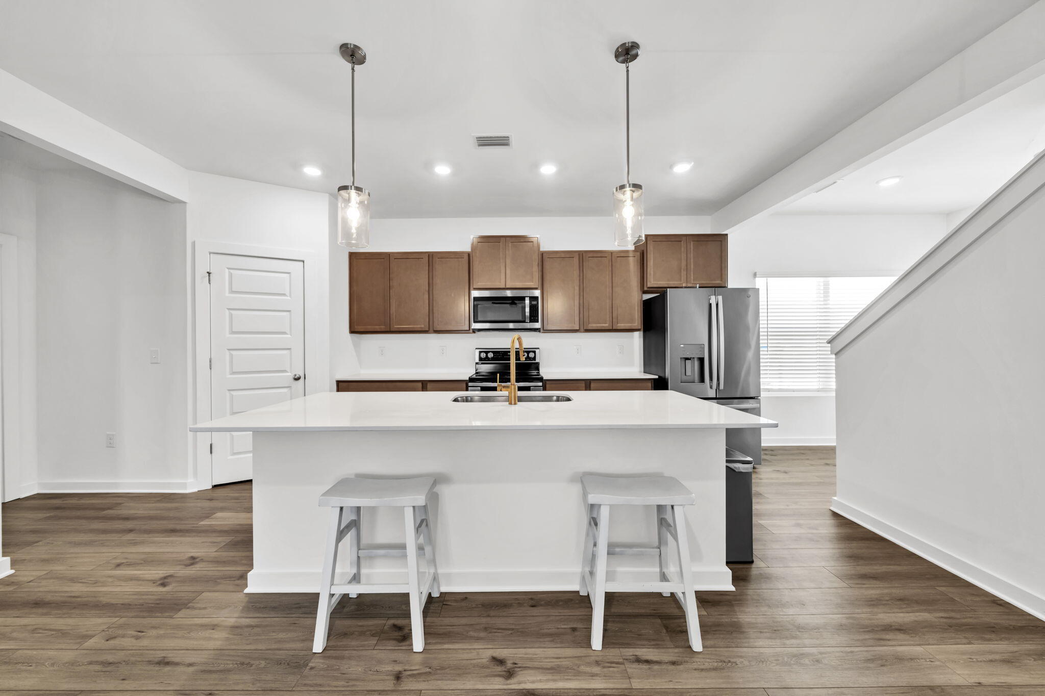 464 Arrowwood Boulevard