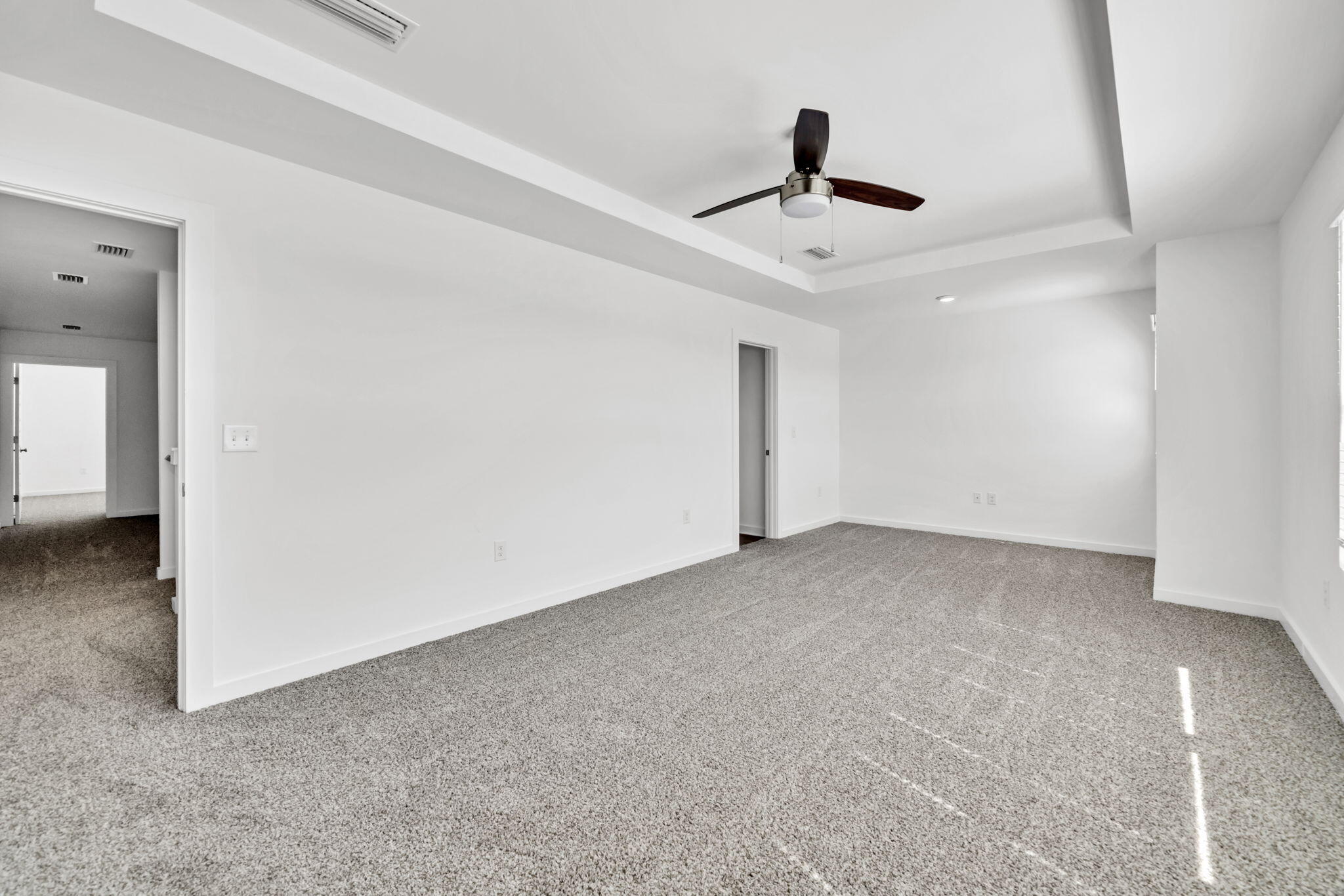 464 Arrowwood Boulevard