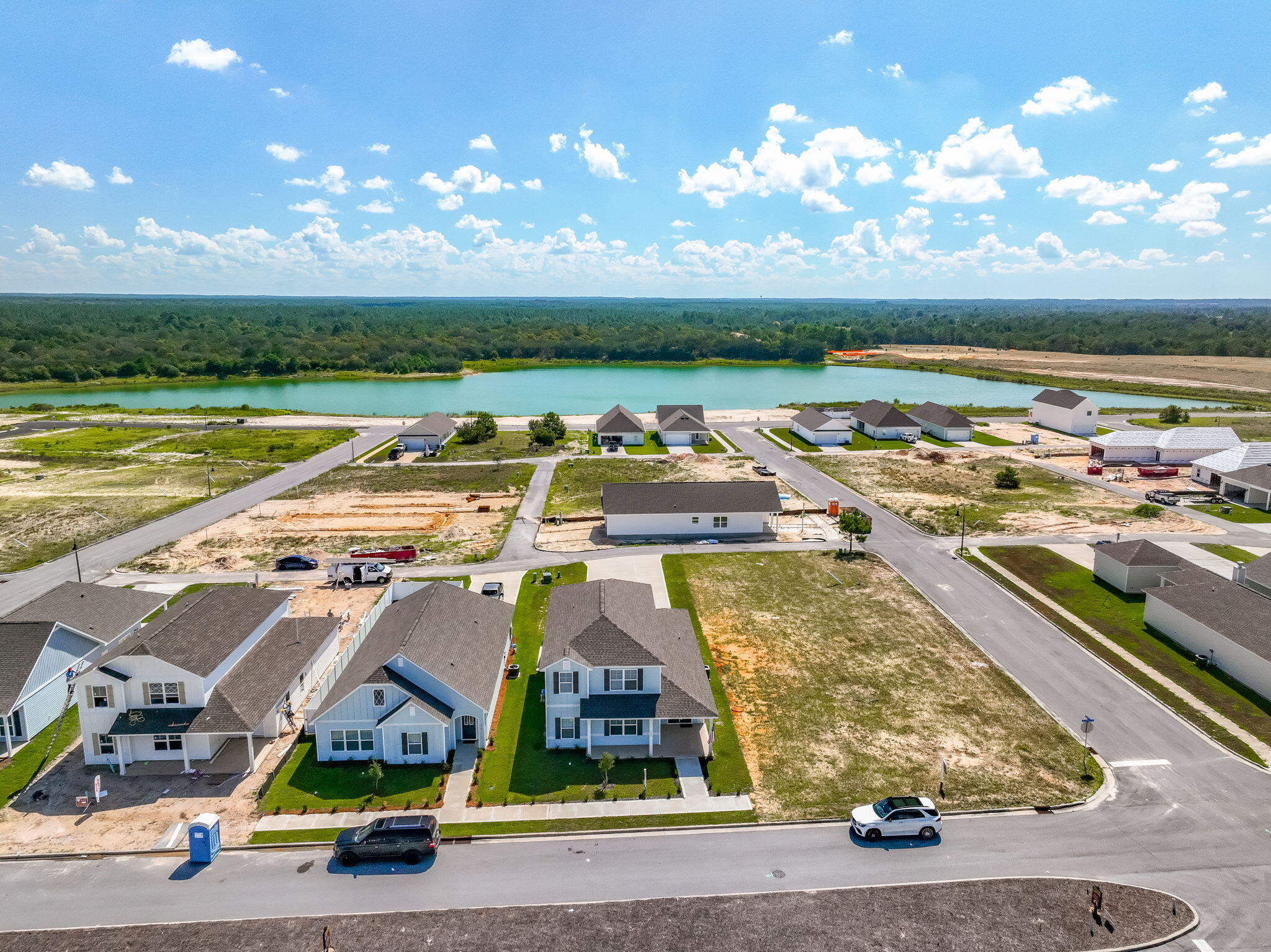 464 Arrowwood Boulevard