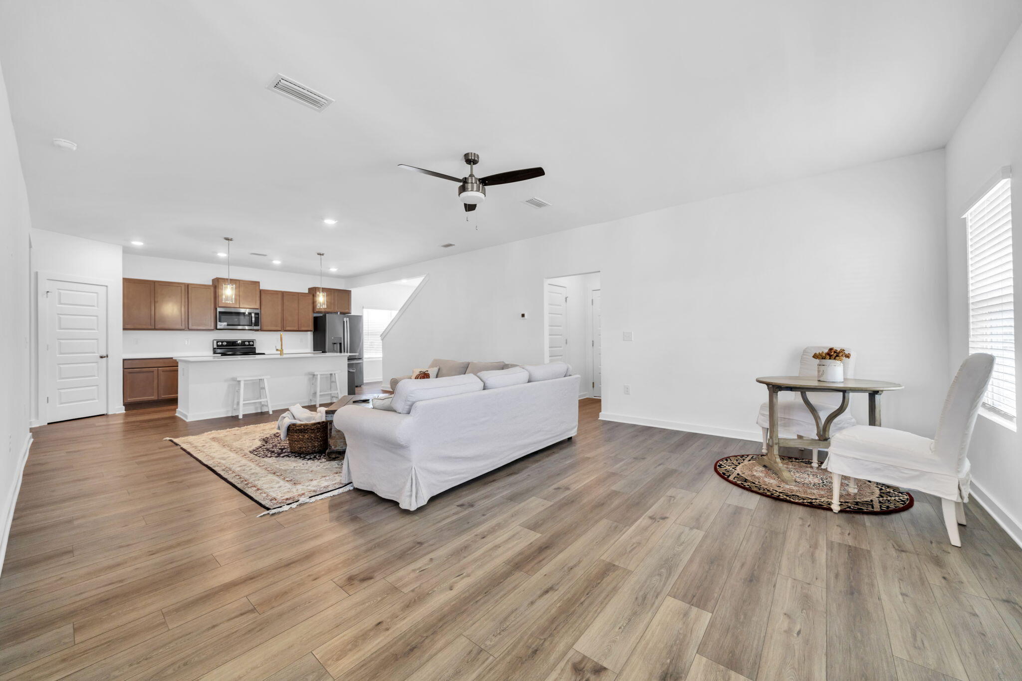 464 Arrowwood Boulevard