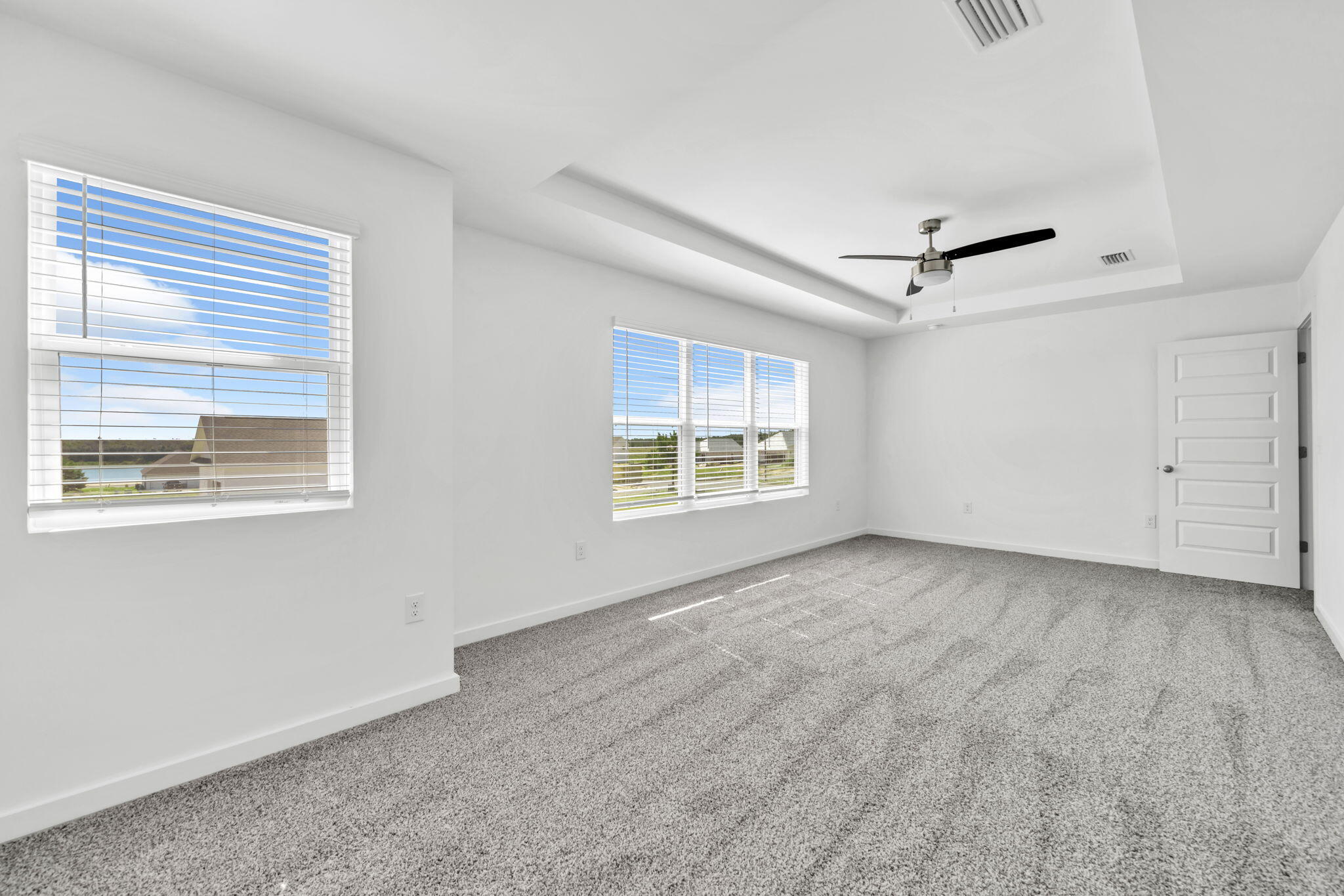 464 Arrowwood Boulevard