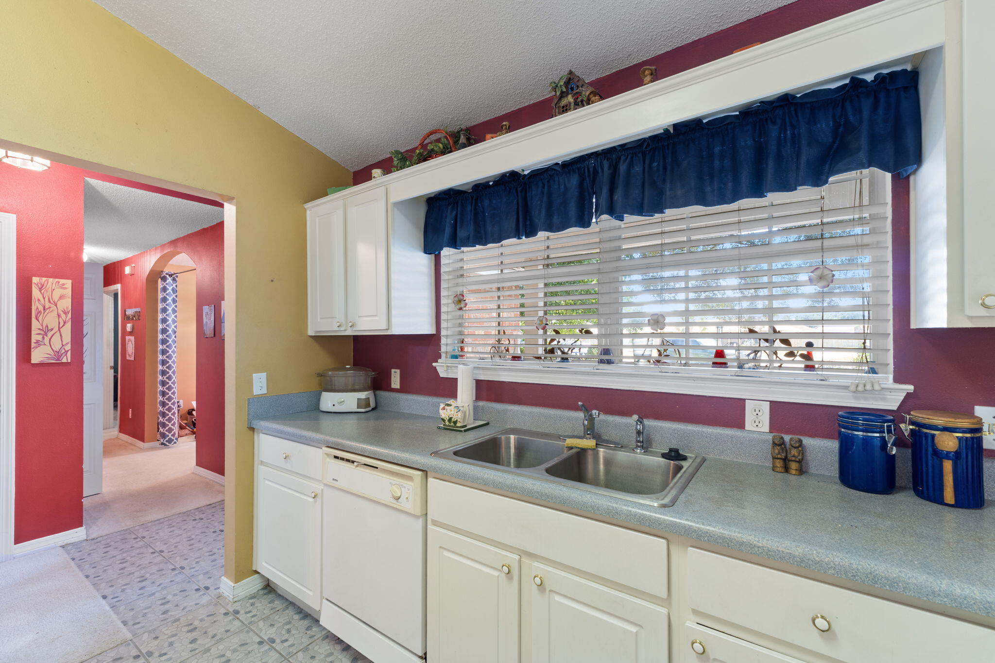 6610 Woodbrook Court