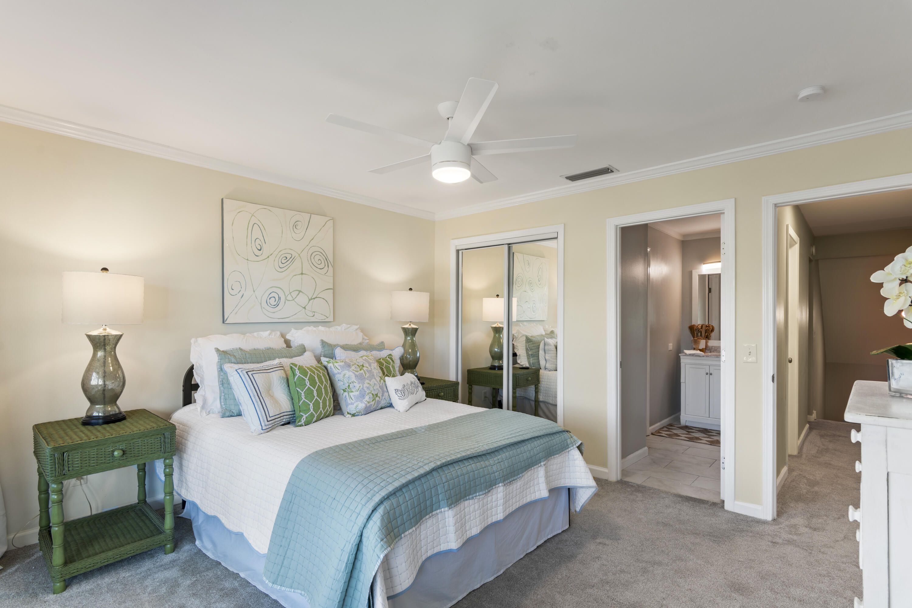 4300 Bay Point Road, 402