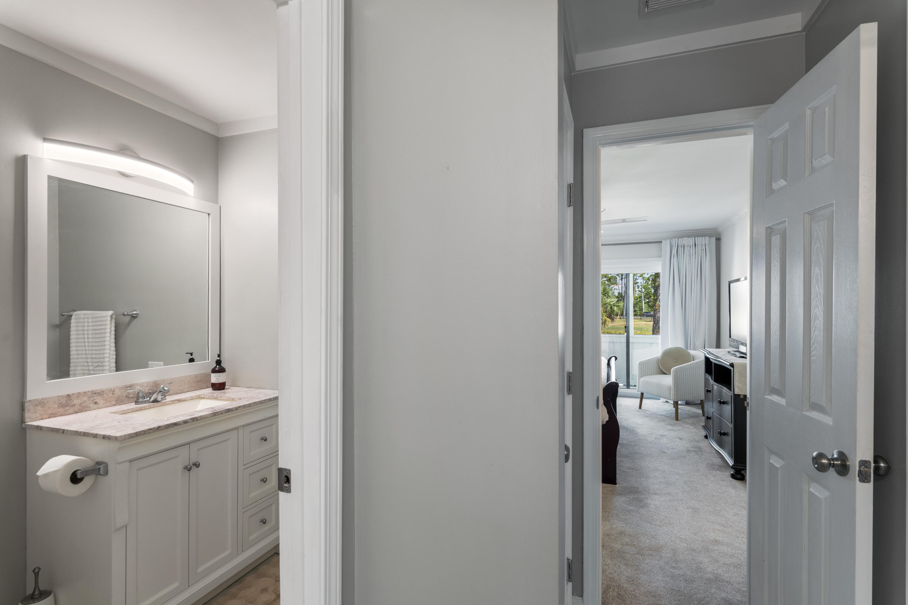 4300 Bay Point Road, 402