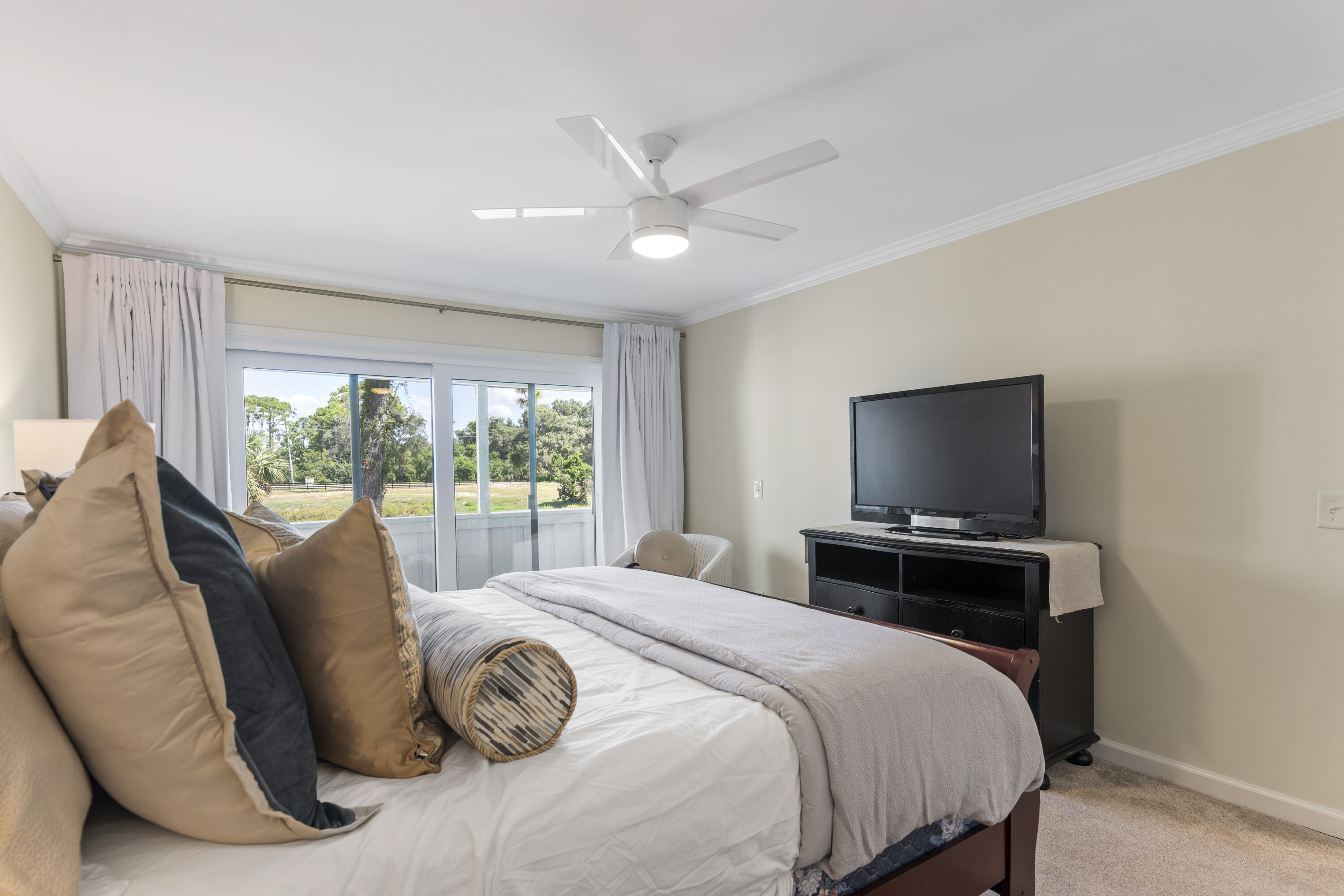 4300 Bay Point Road, 402