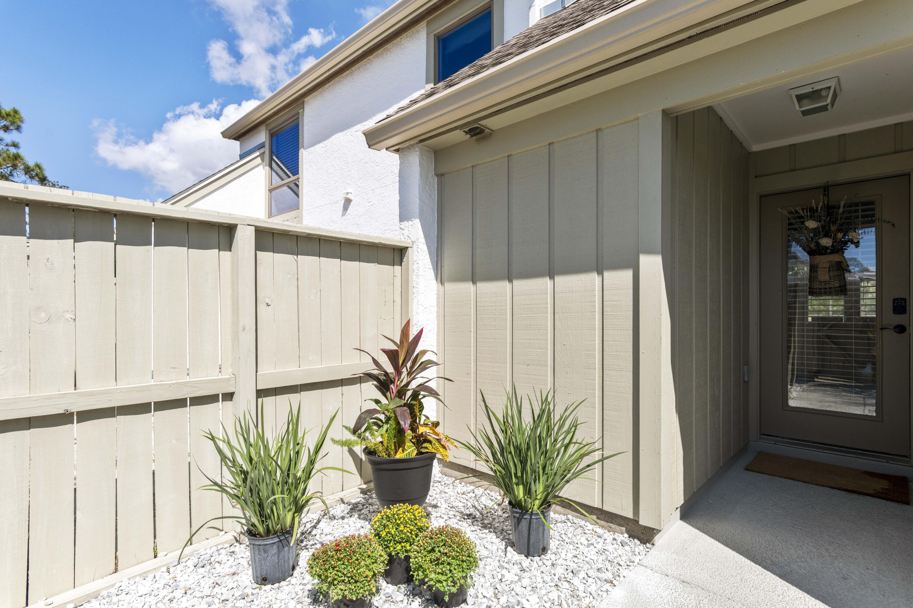 4300 Bay Point Road, 402