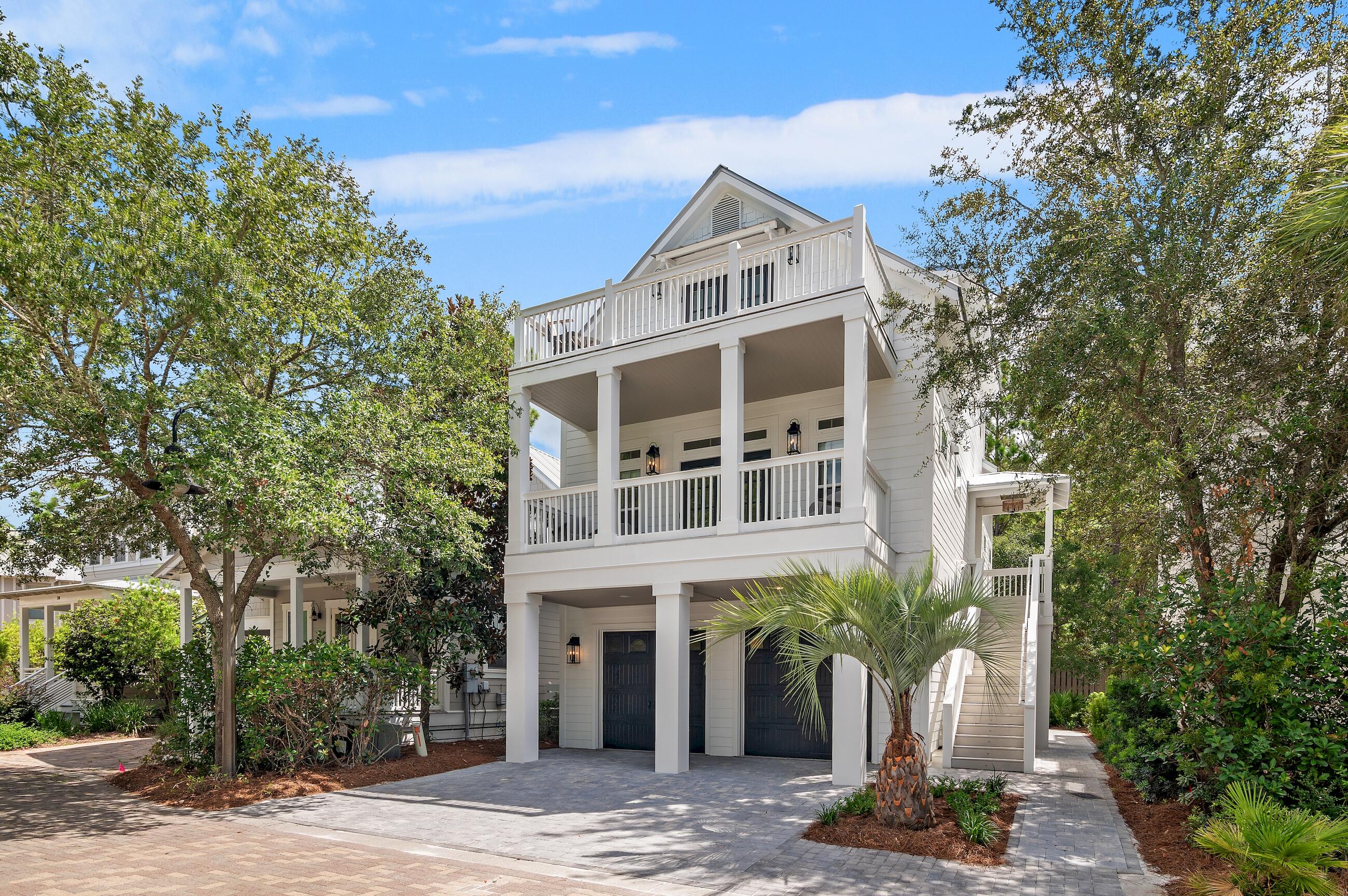 18 Playalinda Court