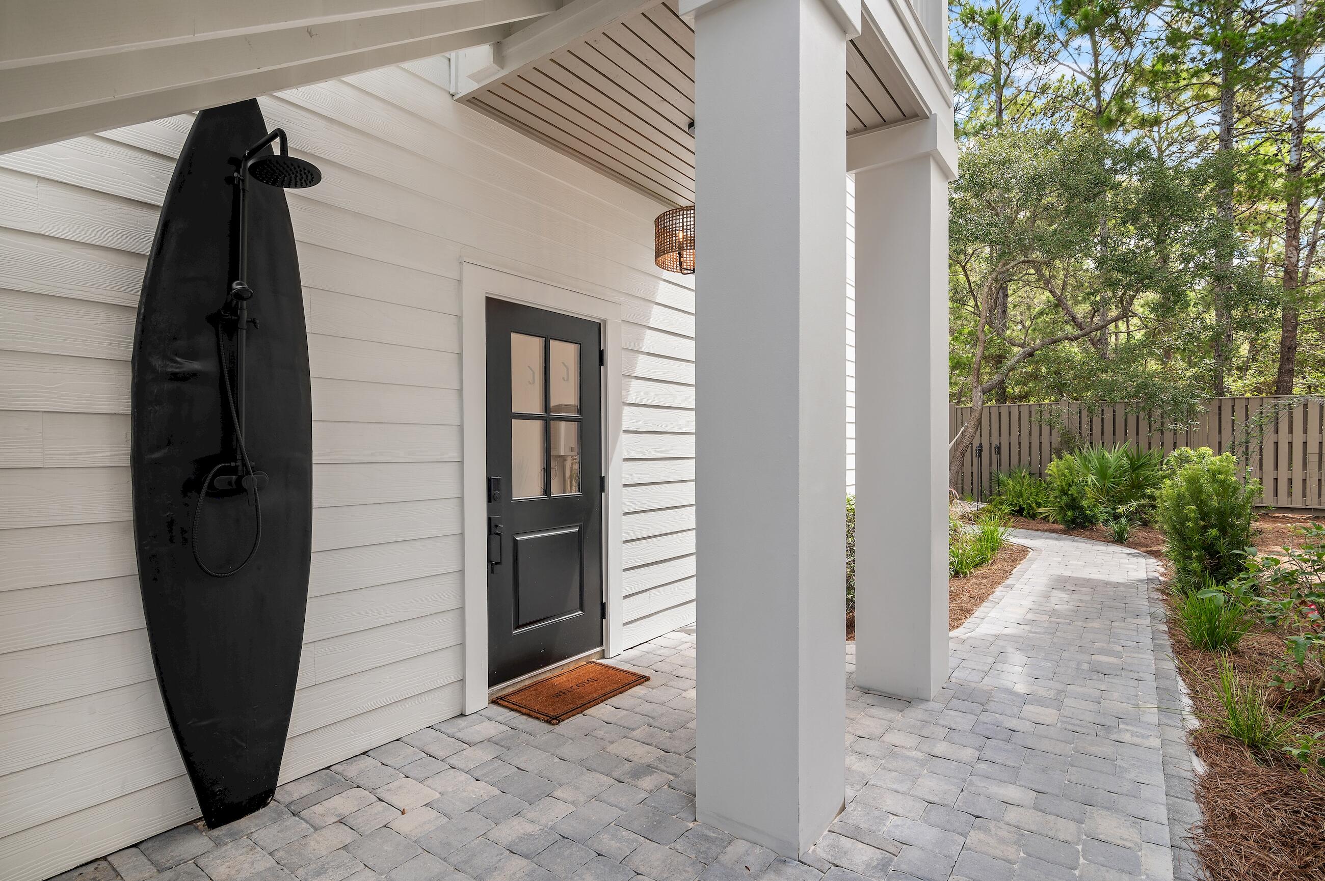 18 Playalinda Court