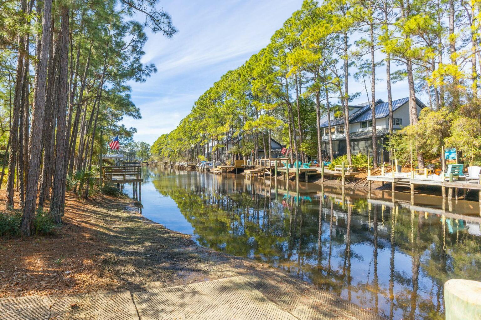 18 Playalinda Court