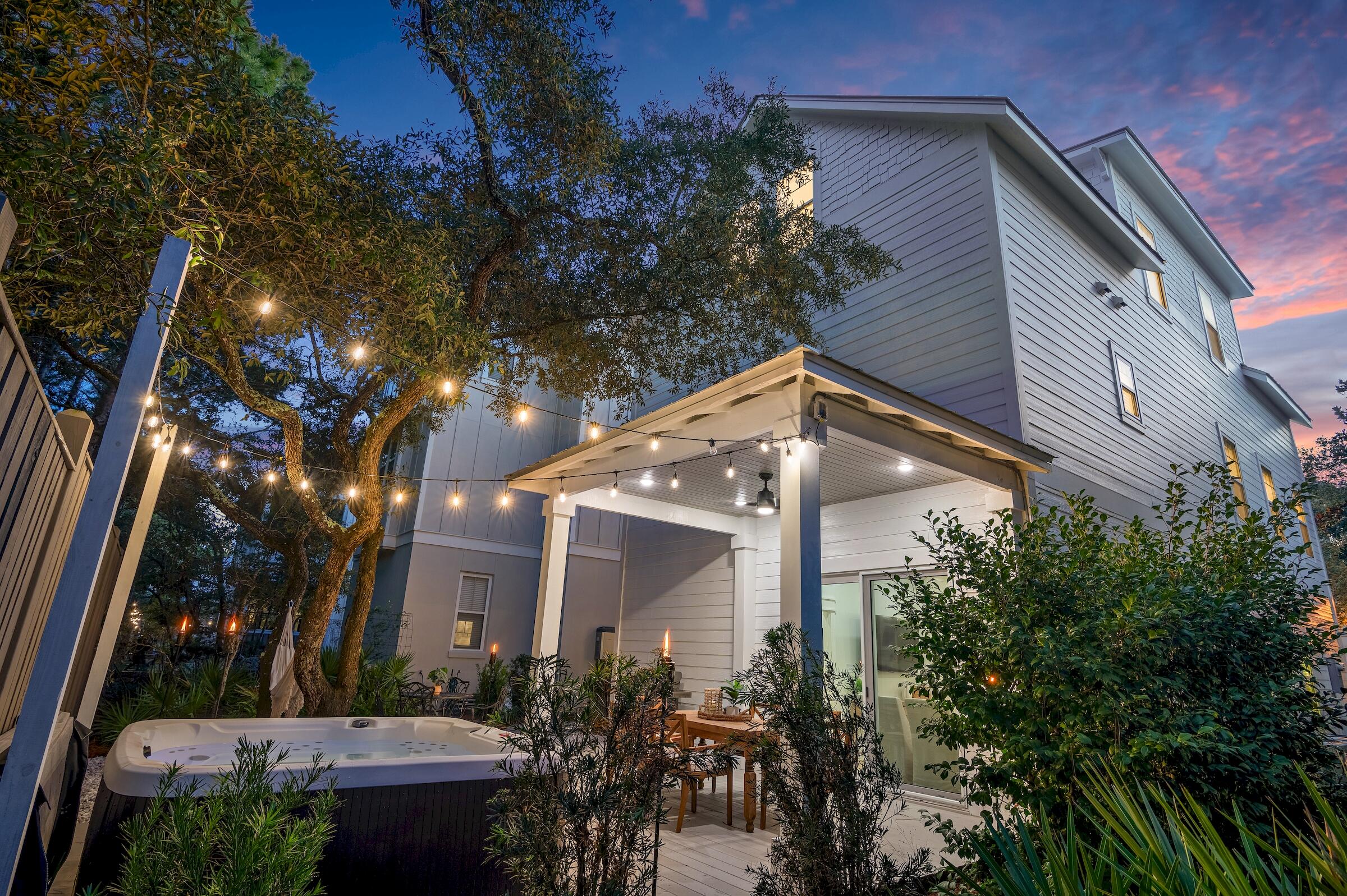 18 Playalinda Court