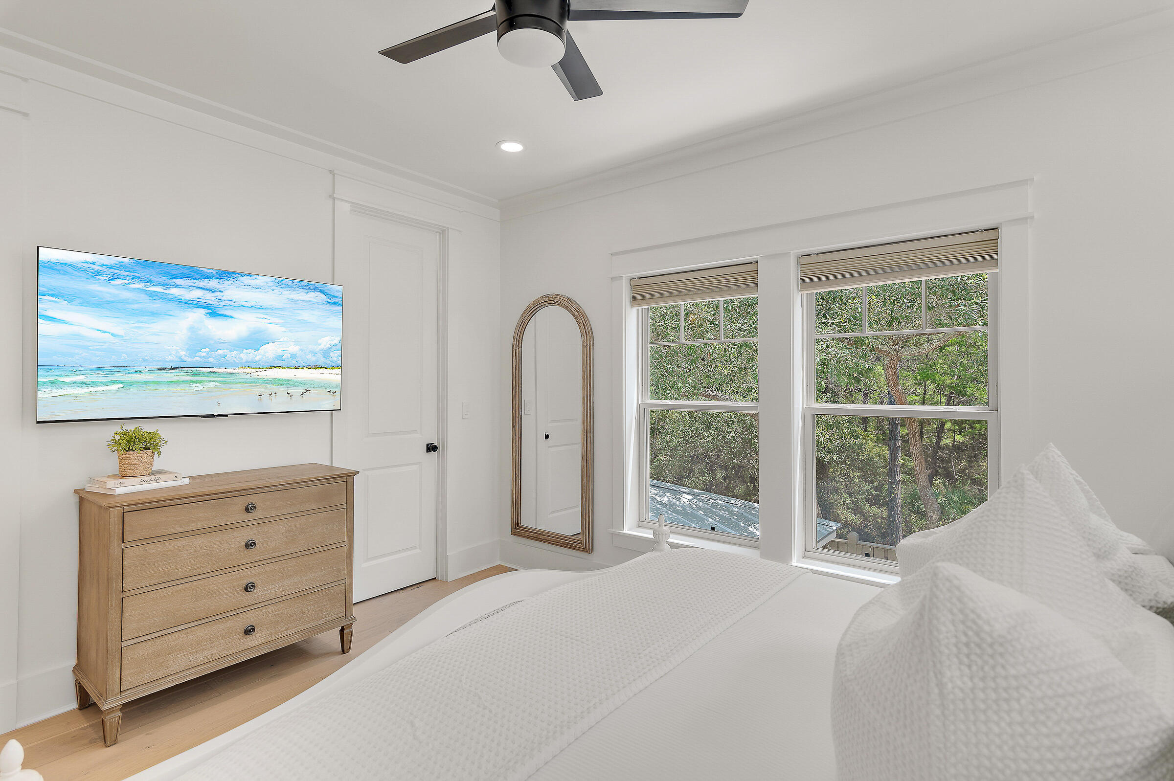 18 Playalinda Court