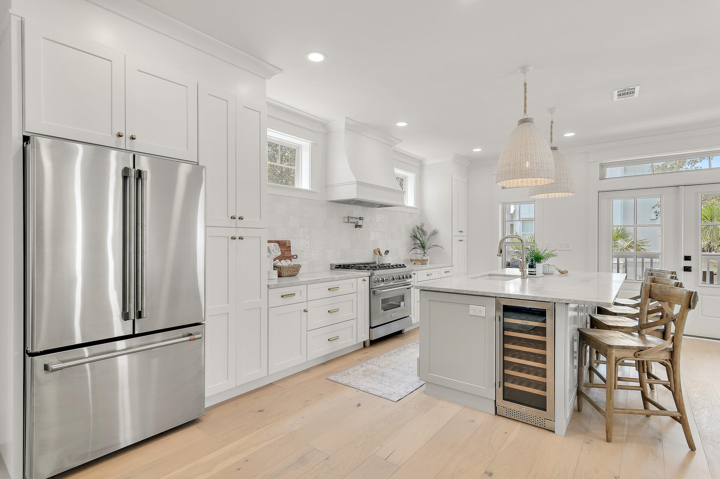 18 Playalinda Court