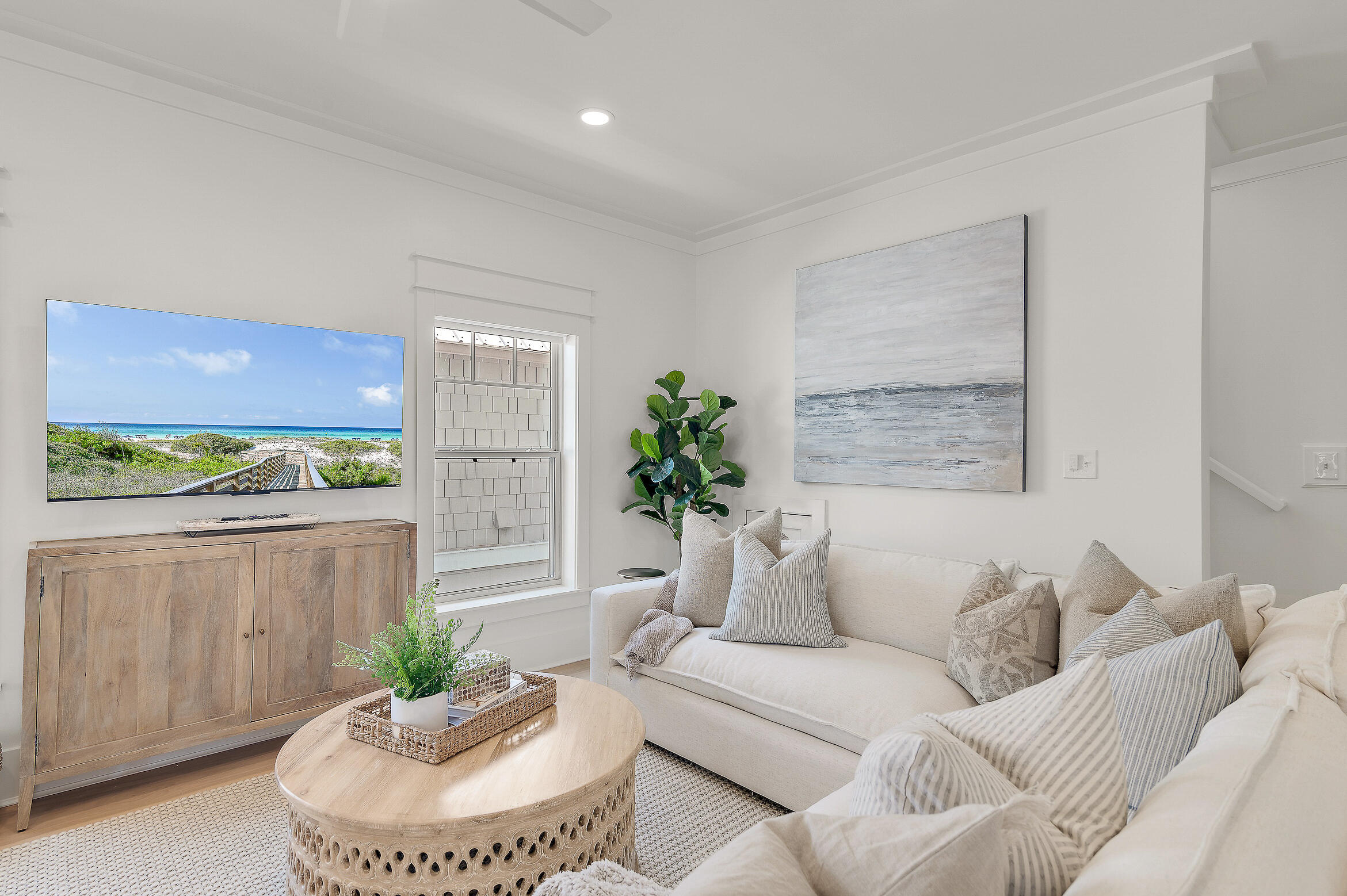18 Playalinda Court