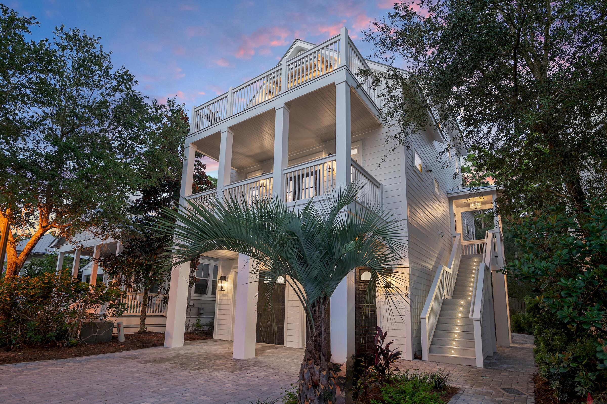18 Playalinda Court