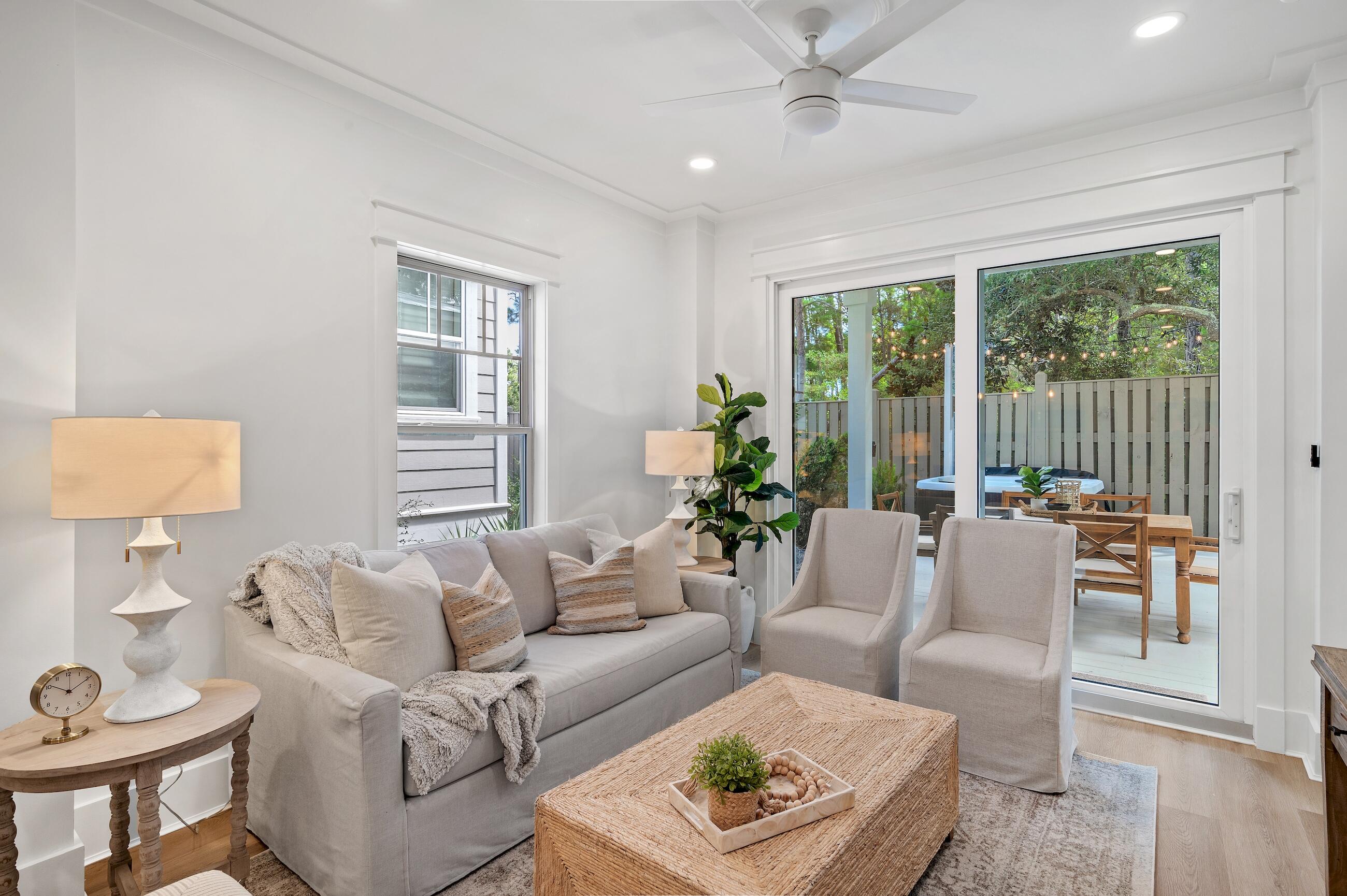 18 Playalinda Court
