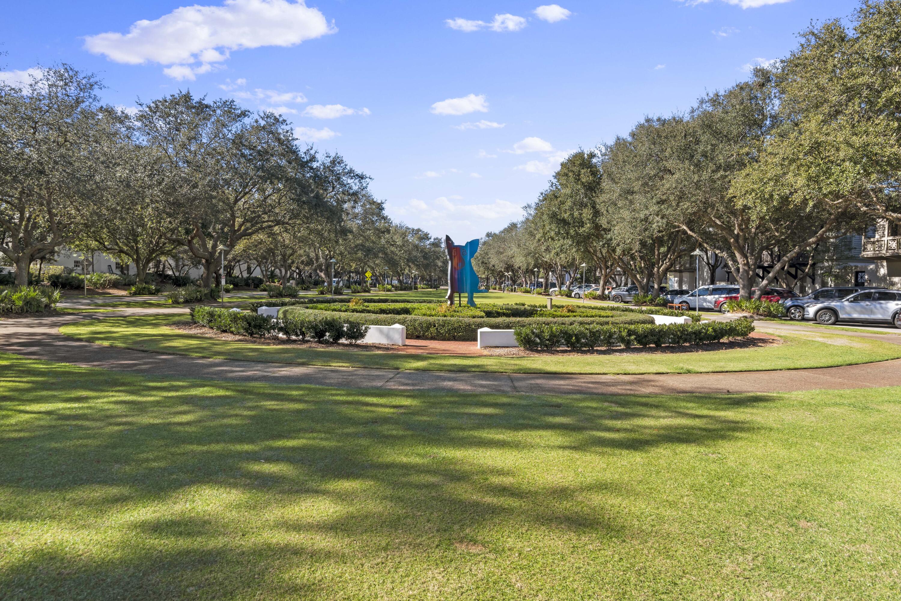 21 W Queen Palm Drive