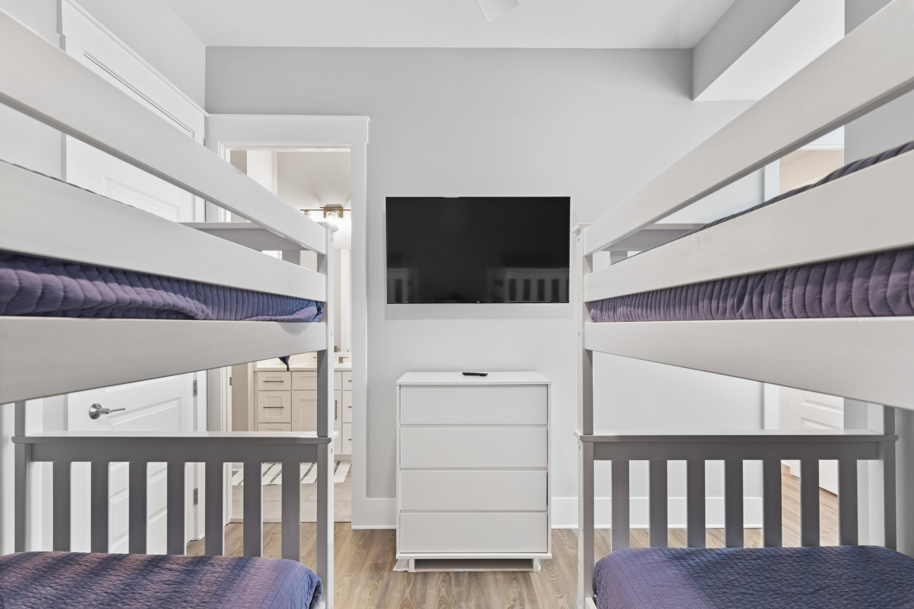 21 W Queen Palm Drive