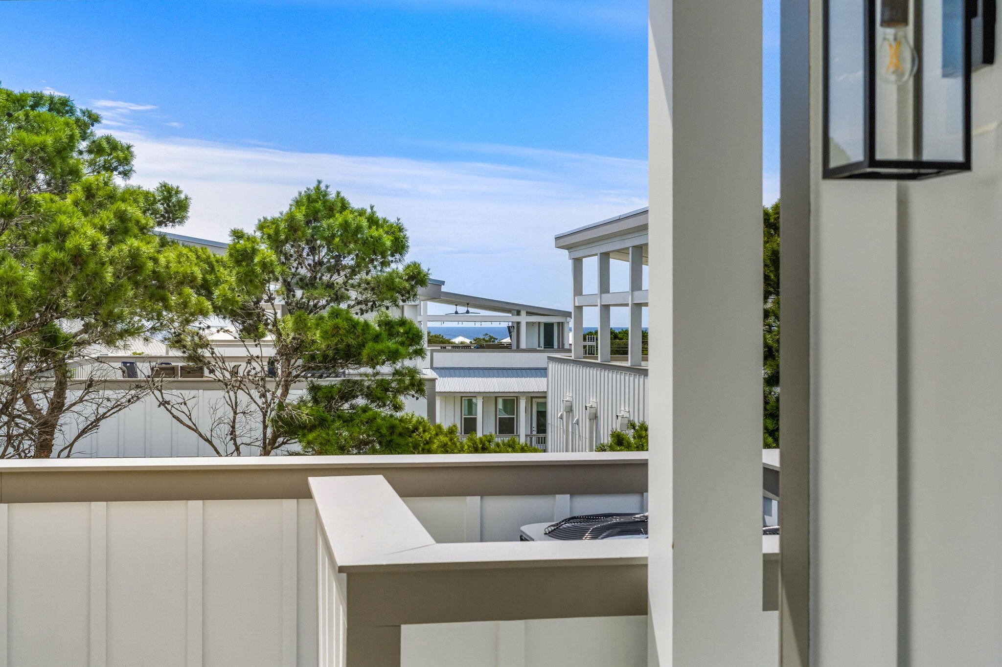 21 W Queen Palm Drive