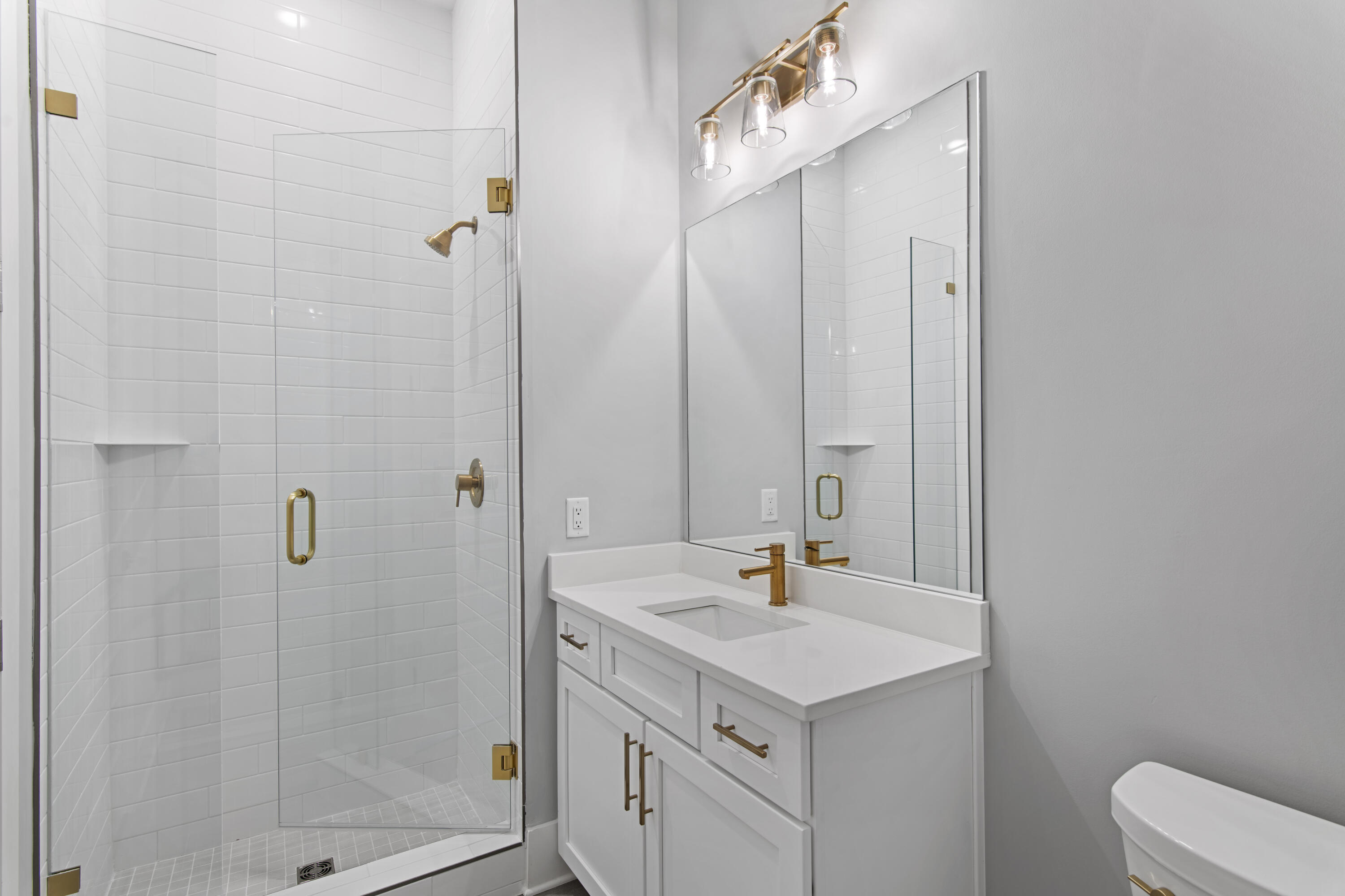 27 W Queen Palm Drive