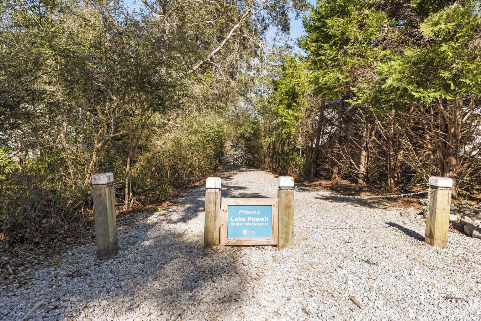 27 W Queen Palm Drive