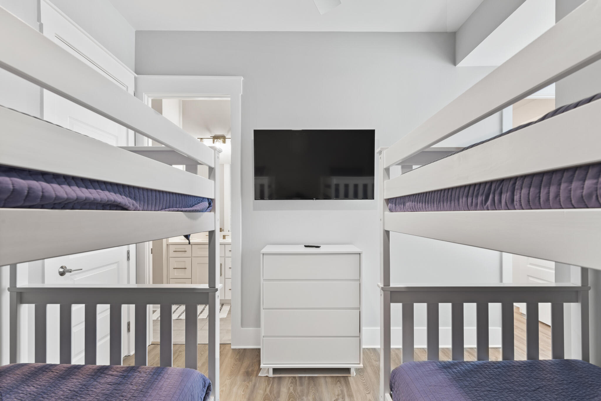 27 W Queen Palm Drive