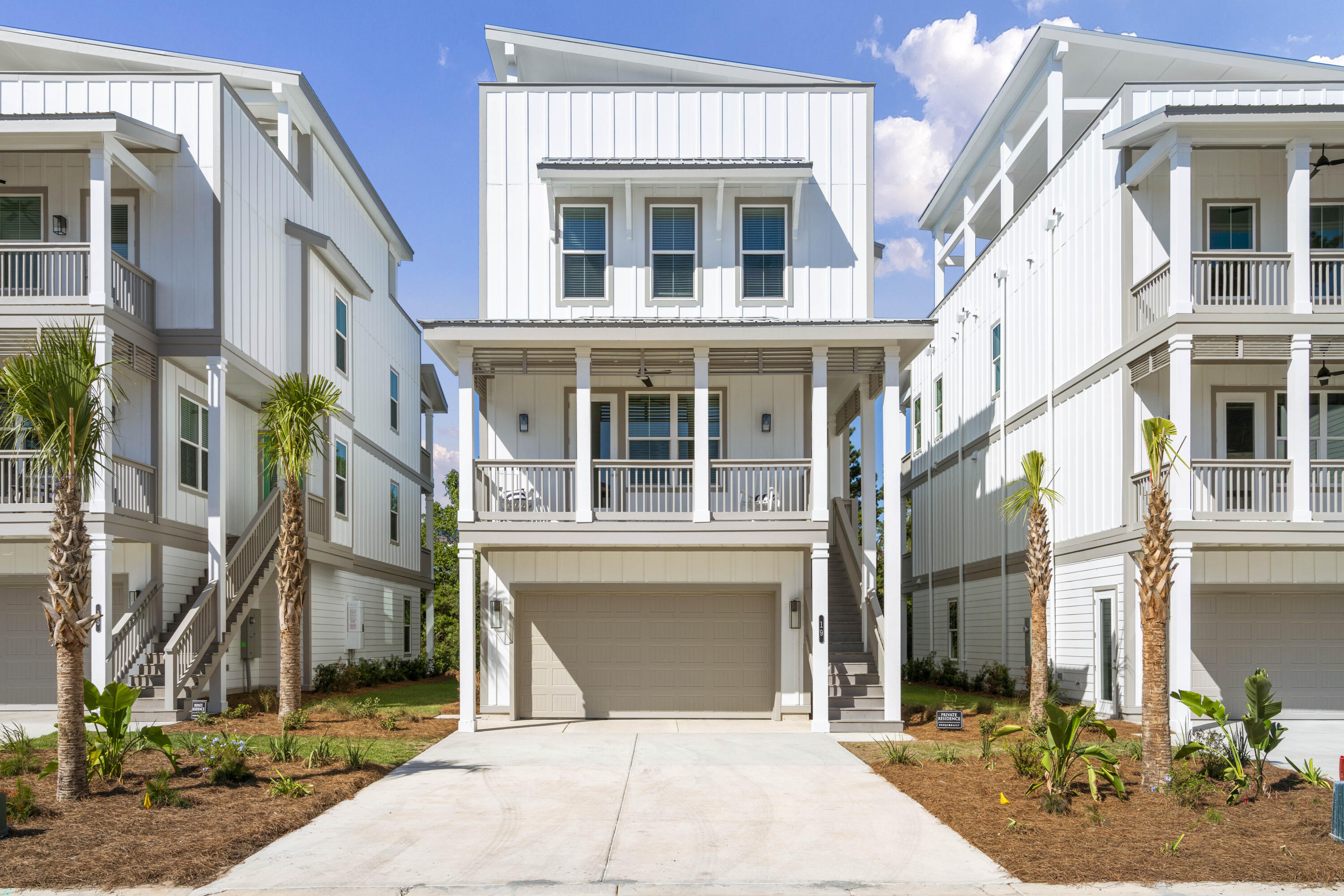 24 E Queen Palm Drive