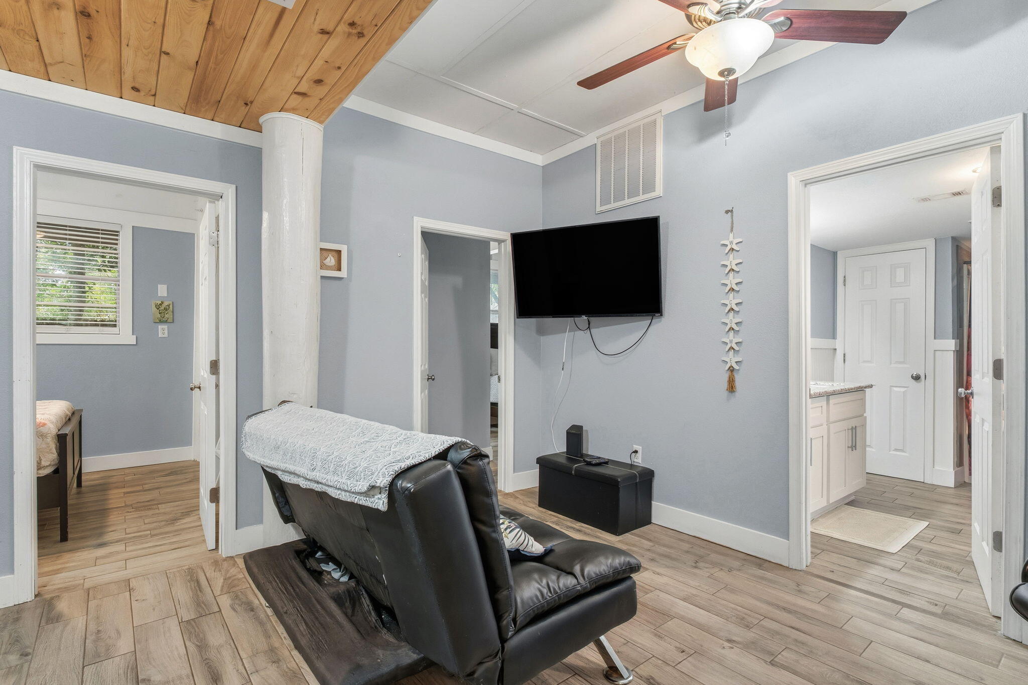 14103 Innerarity Point Road