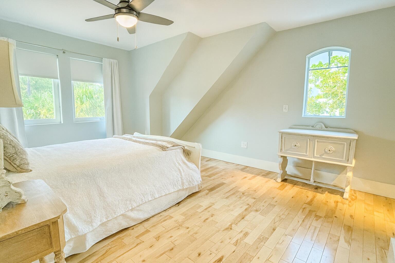 22 Grand Flora Way