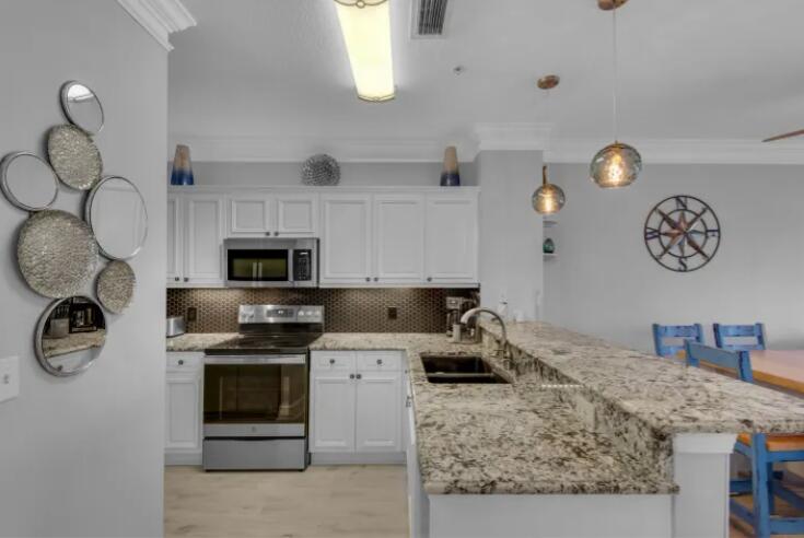 1952 Scenic Gulf Drive 107