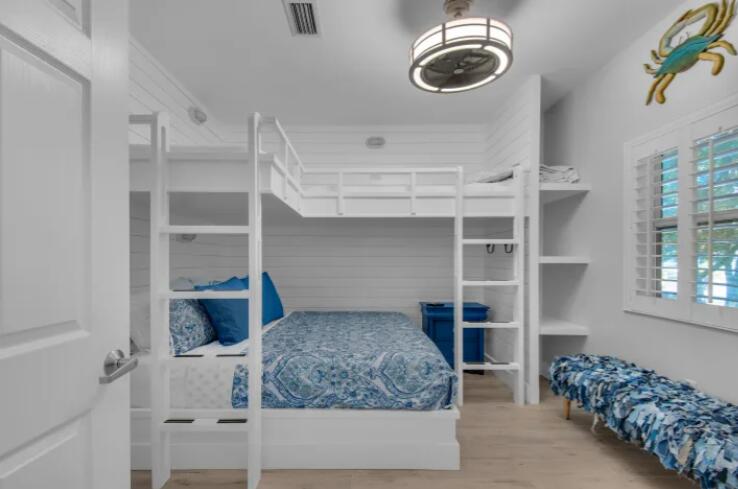 1952 Scenic Gulf Drive 107