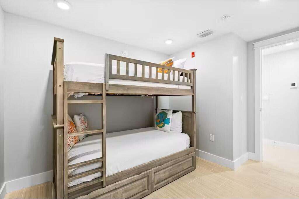 858 Scallop Court UNIT 204