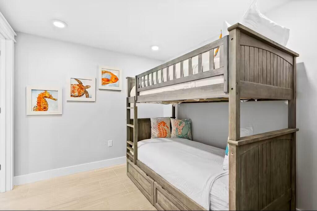 858 Scallop Court UNIT 204