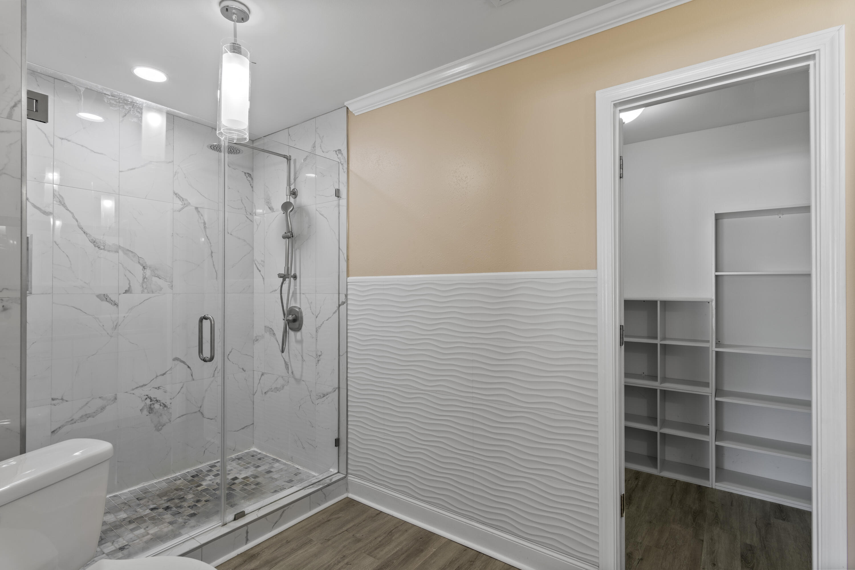 468 Forest Shore Drive