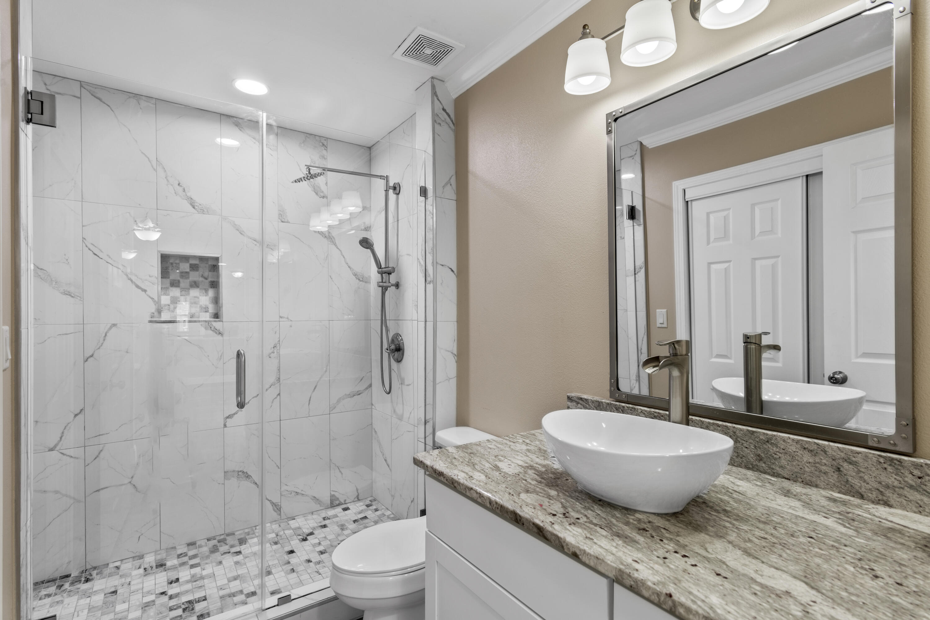 468 Forest Shore Drive