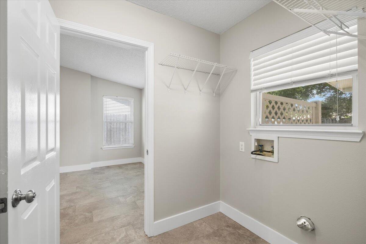 13 NE Laurie Drive