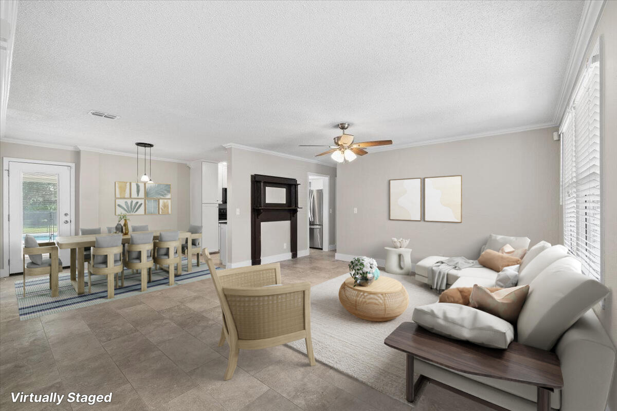 13 NE Laurie Drive
