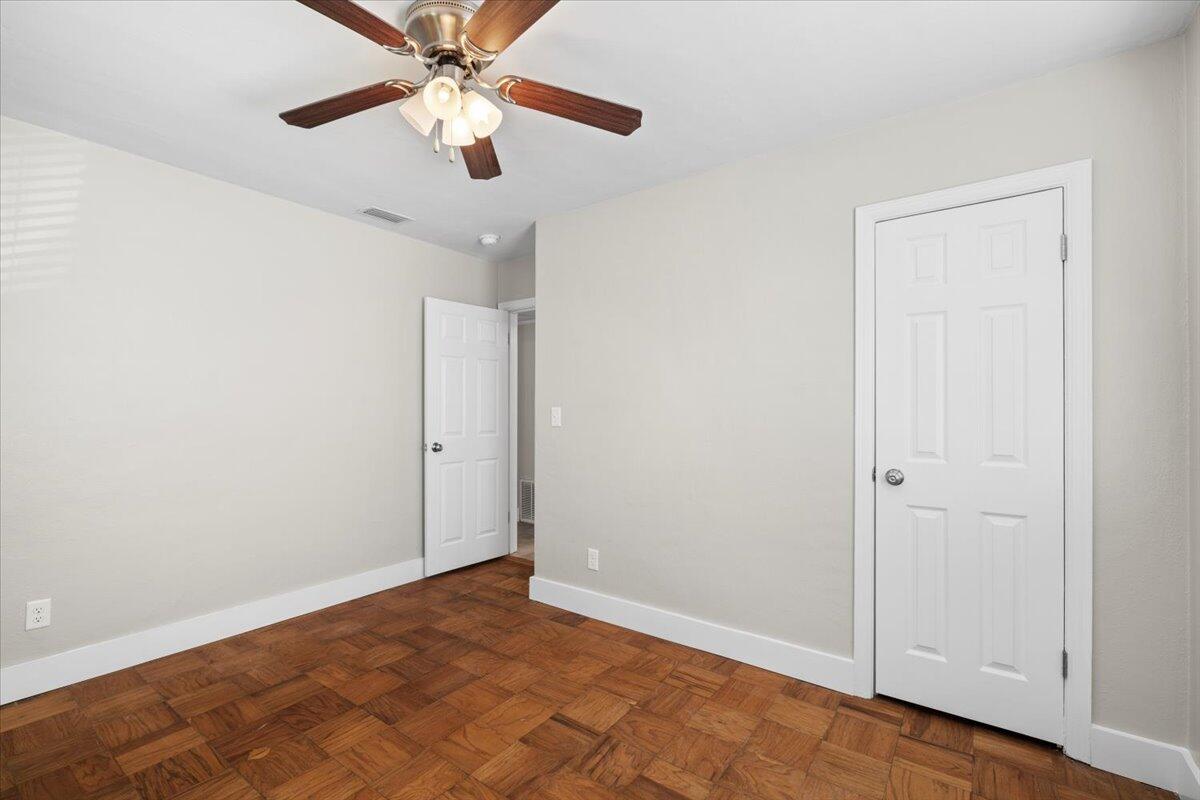 13 NE Laurie Drive