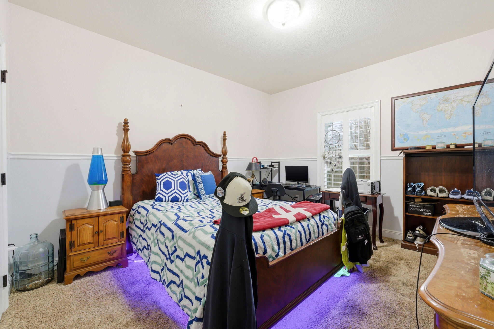 1207 Wings Way