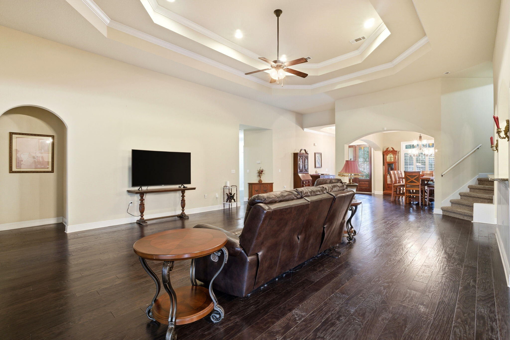 1207 Wings Way