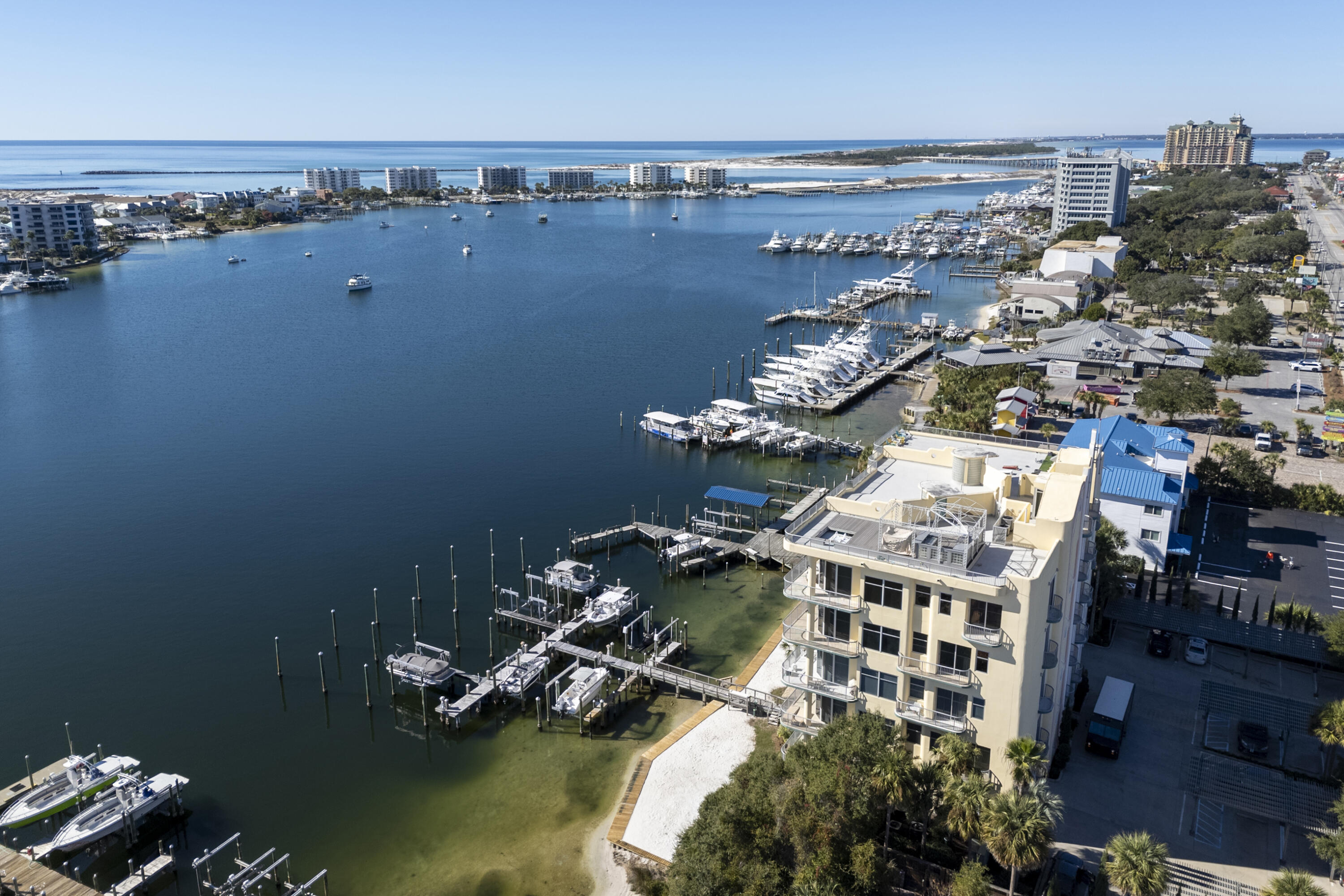 508 Harbor Boulevard Unit 402