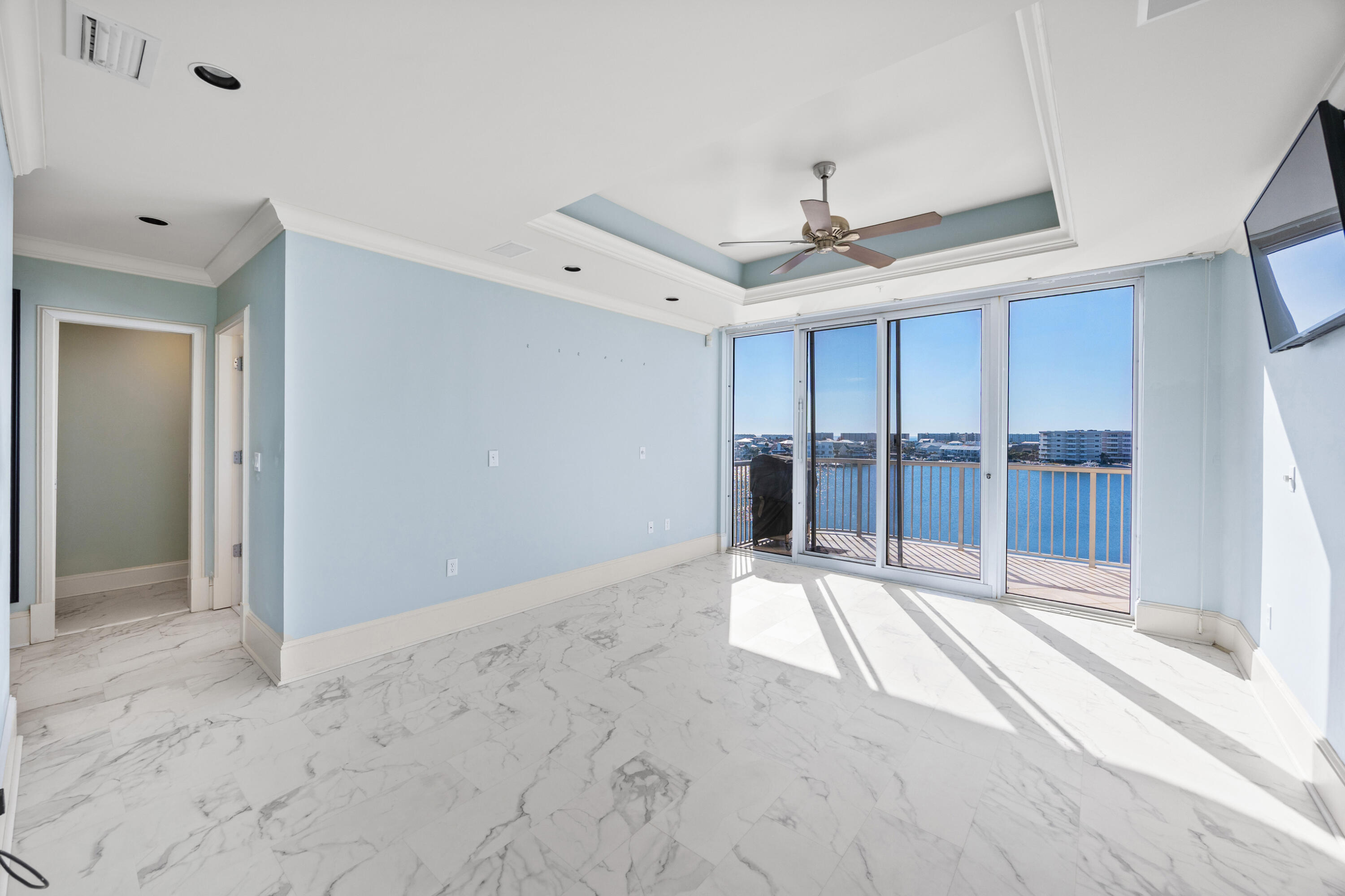 508 Harbor Boulevard Unit 402