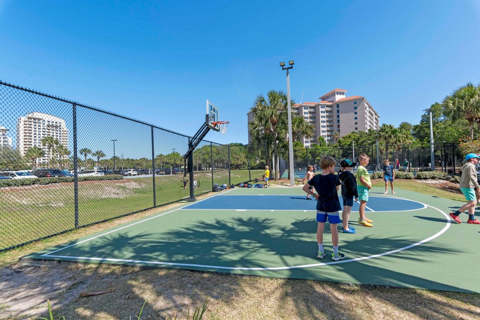 515 Tops'l Beach Boulevard 301