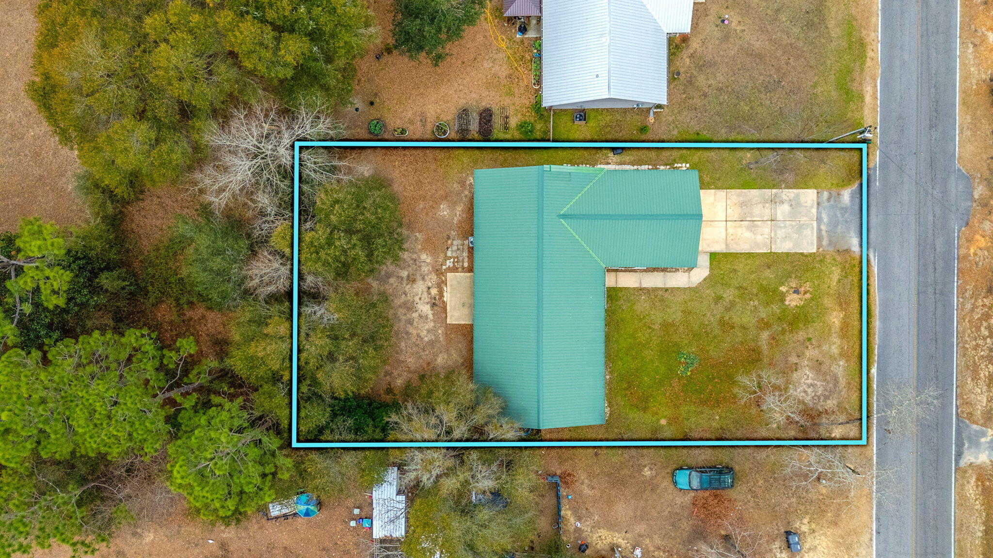 126 Paradise Island Drive, DeFuniak Springs