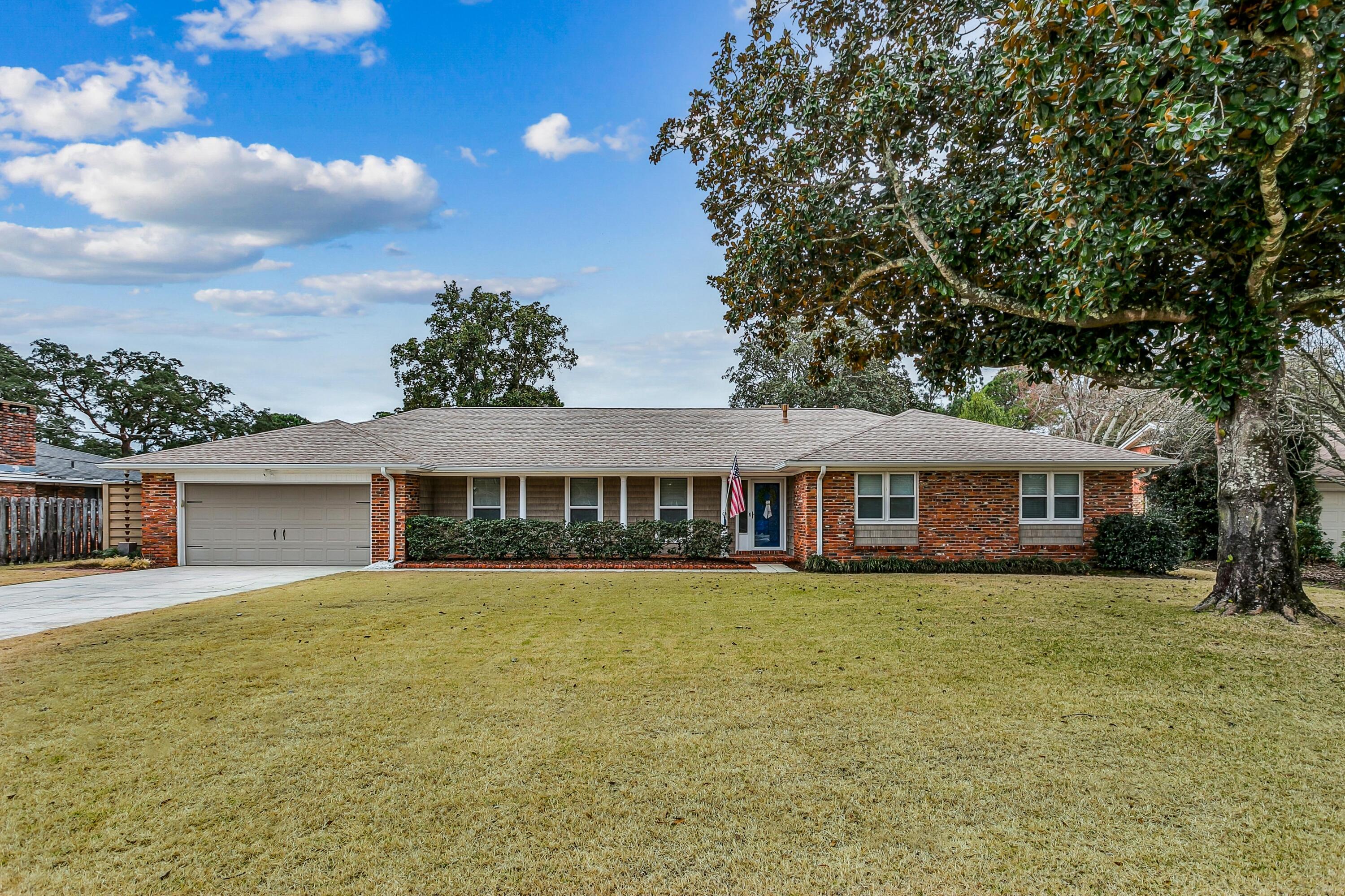 76 Country Club Road