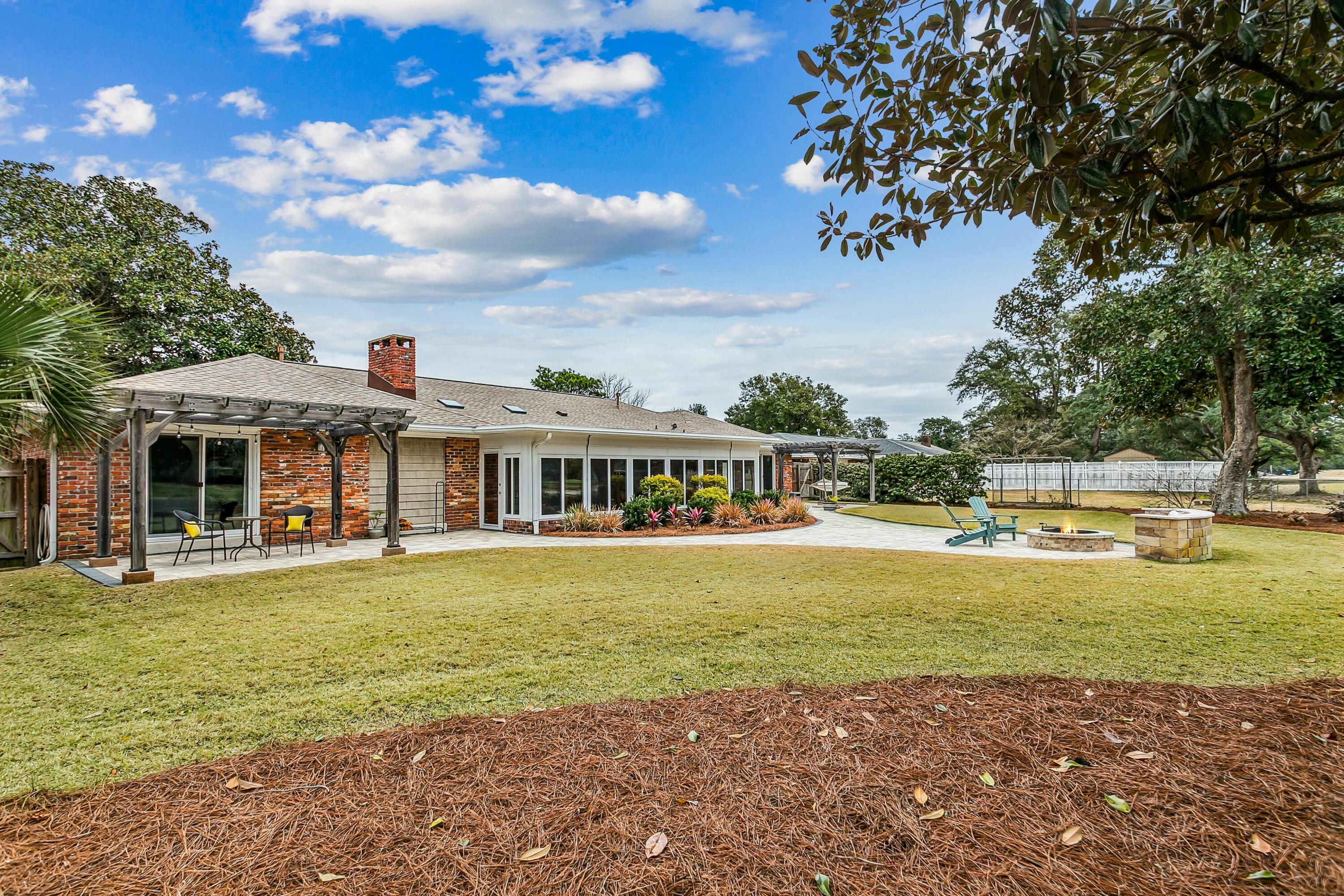 76 Country Club Road