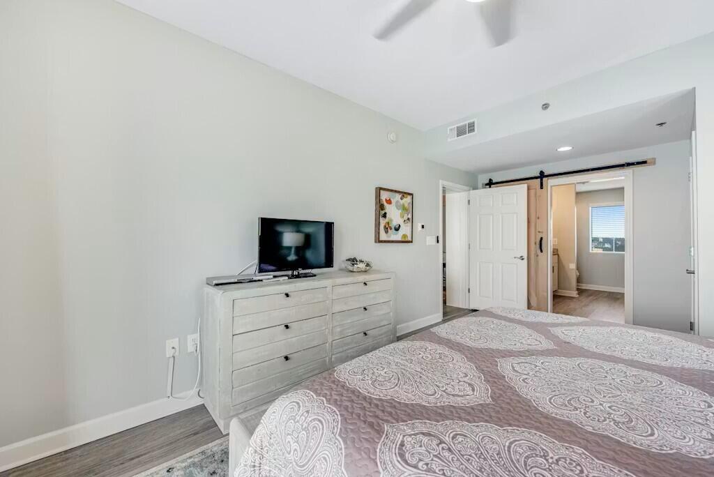 17739 Front Beach Road 507W